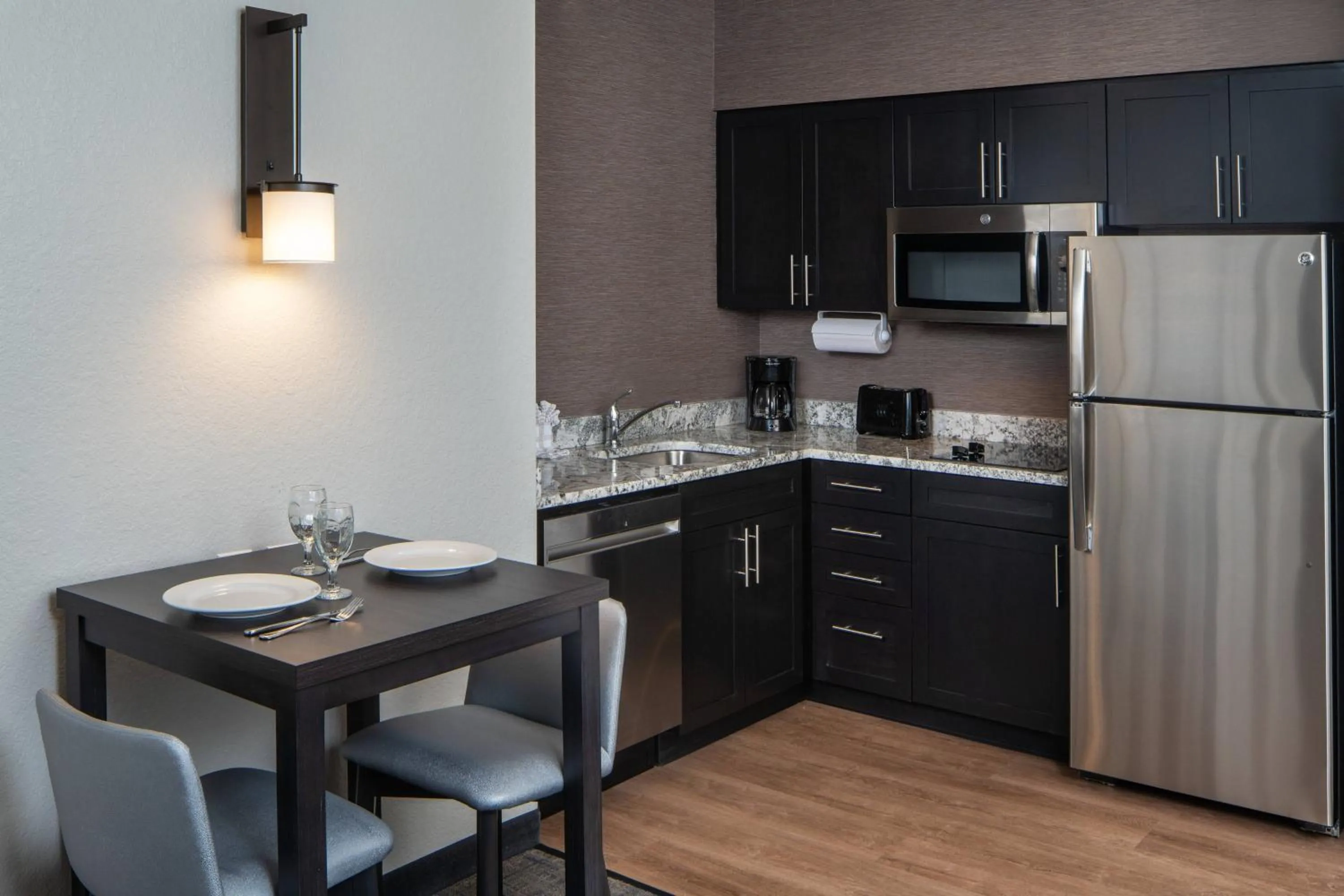 Kitchen or kitchenette in Residence Inn by Marriott Cape Canaveral Cocoa Beach