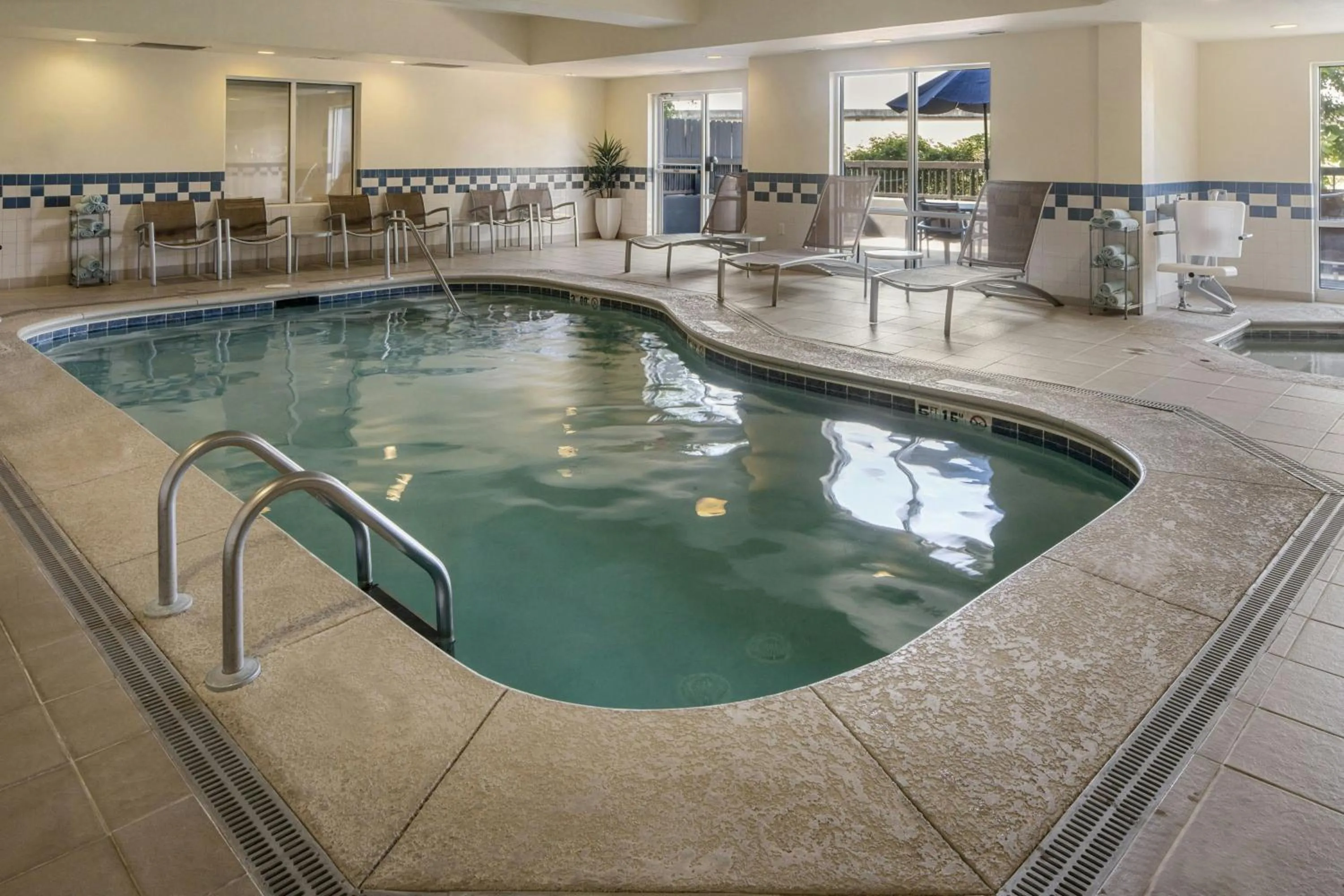 Swimming pool in Fairfield by Marriott Ruston