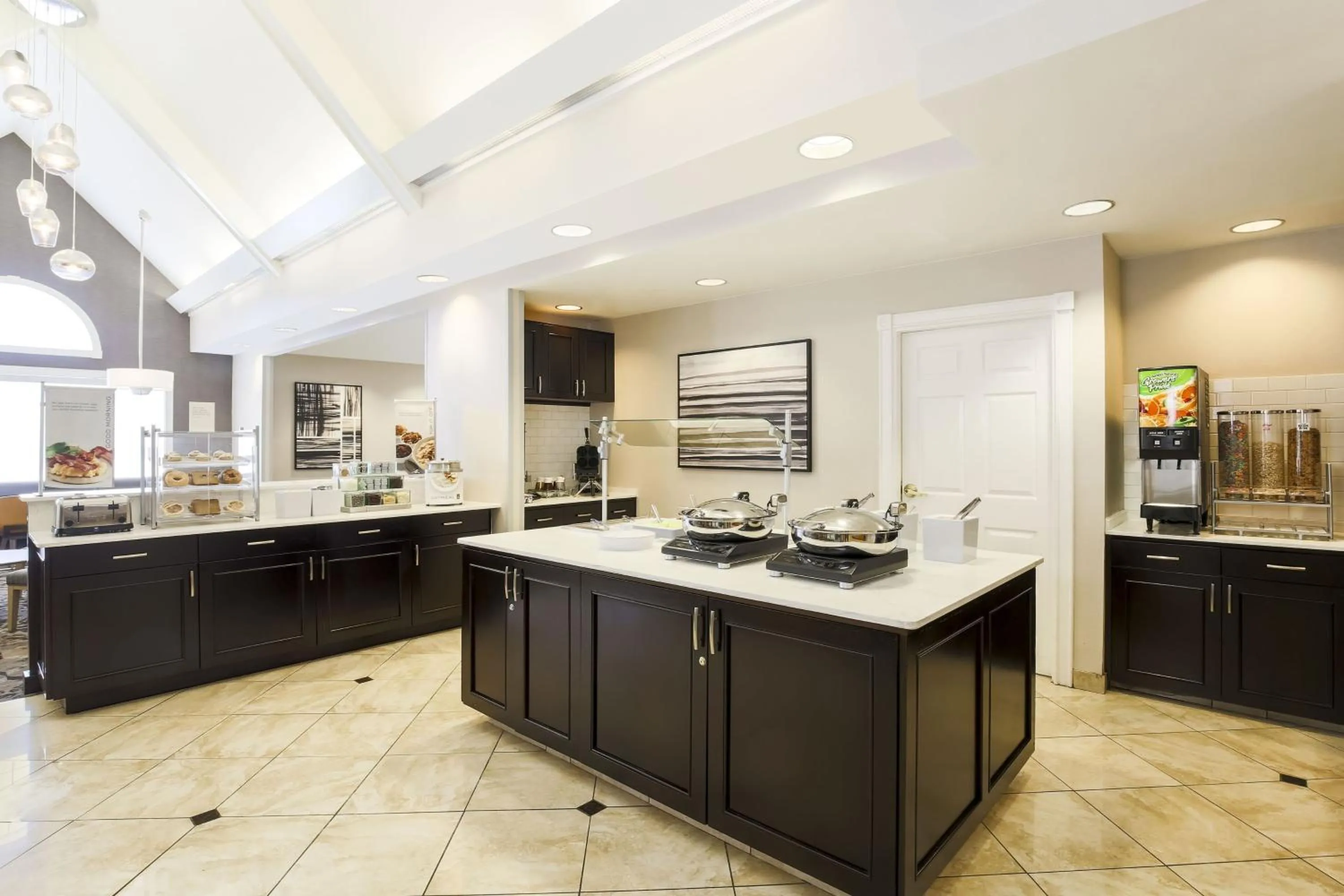 Breakfast in Residence Inn by Marriott Monroe