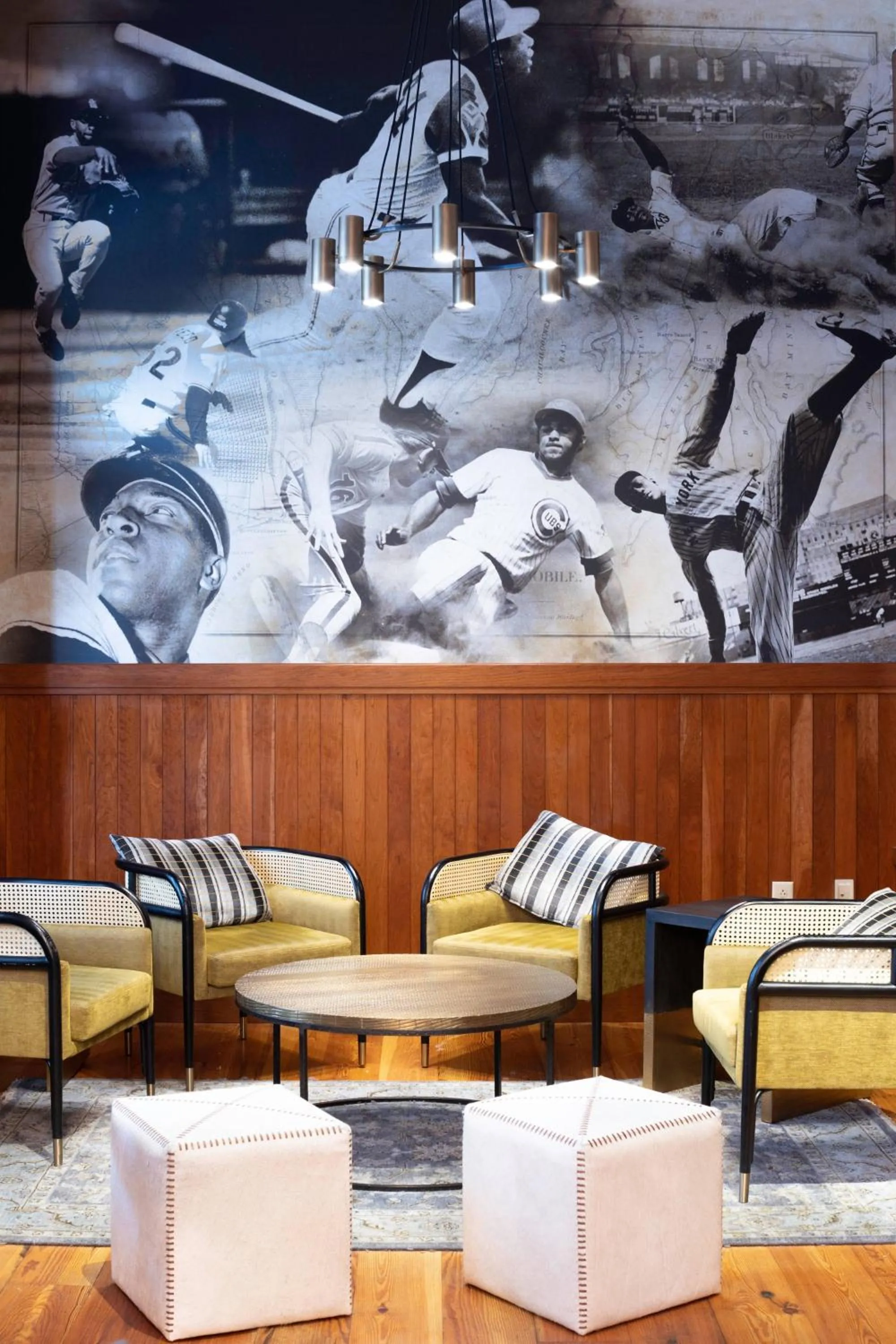 Restaurant/places to eat in The Battle House Renaissance Mobile Hotel & Spa