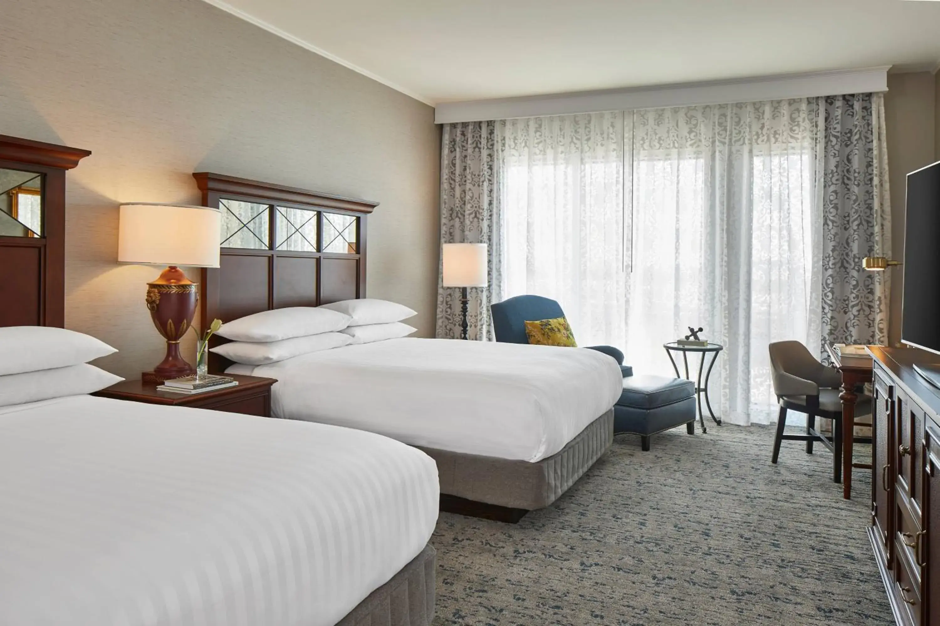 Club Level Queen Room with Two Queen Beds in The Battle House Renaissance Mobile Hotel & Spa Club Level Queen Room with Two Queen Beds in The Battle House Renaissance Mobile Hotel & Spa