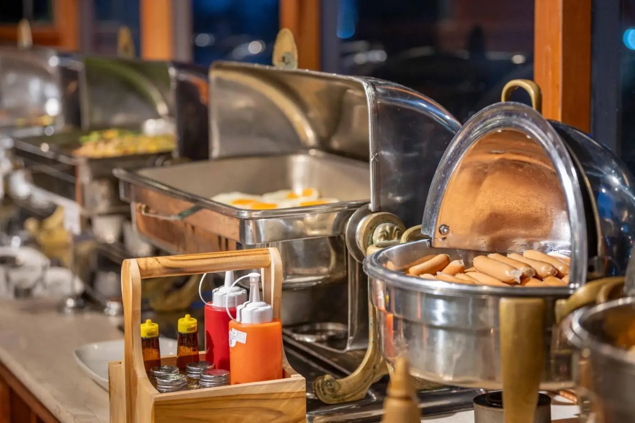 Breakfast in NASA BANGKOK - Airport Rail Link Ramkhamhang Breakfast in NASA BANGKOK - Airport Rail Link Ramkhamhang