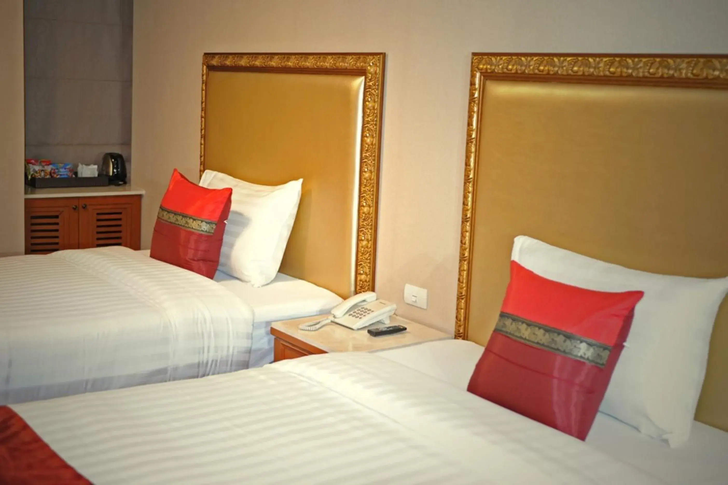 Bed in Nasa Bangkok Bed in Nasa Bangkok