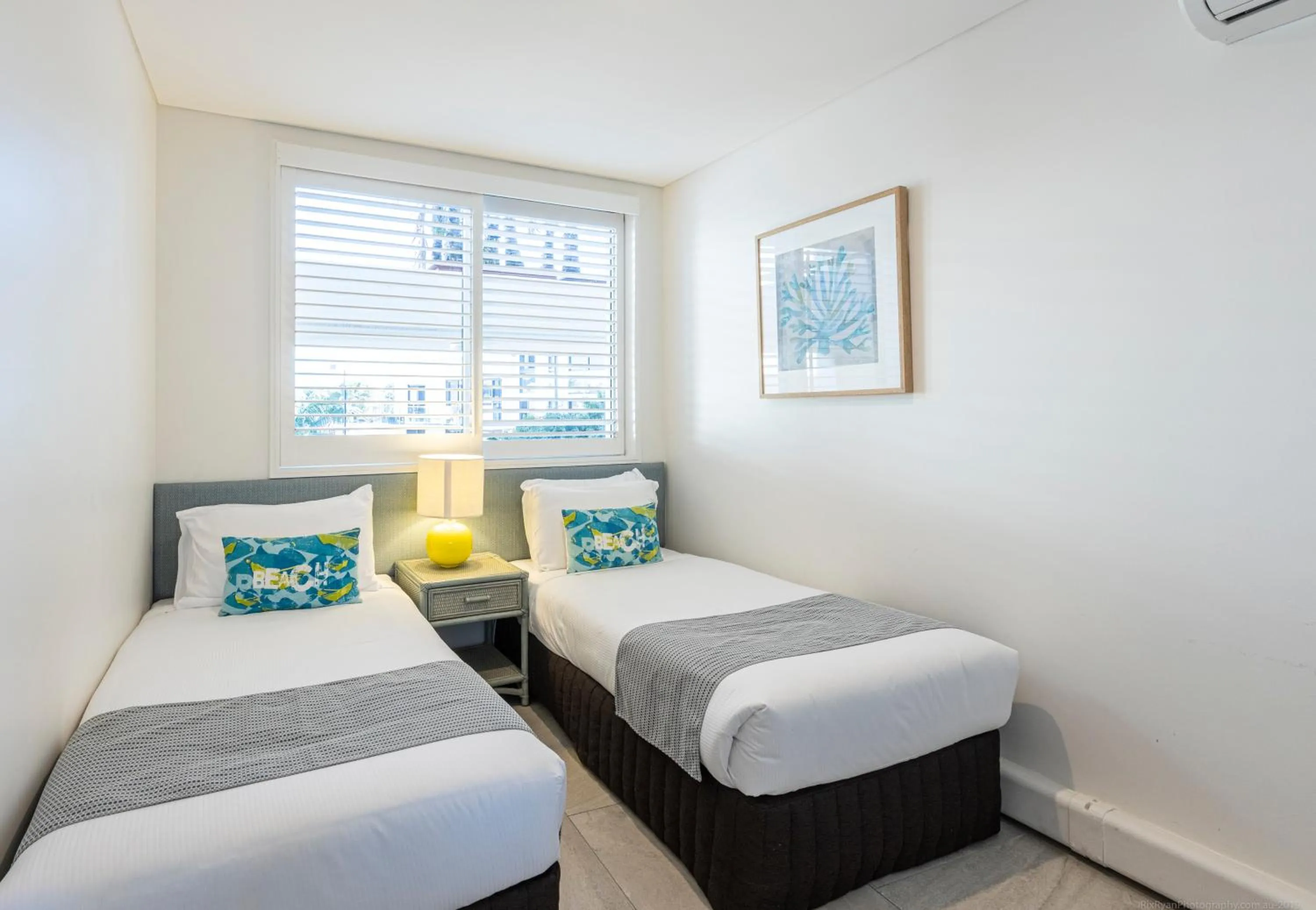 Bedroom, Bed in Bay Royal Apartments