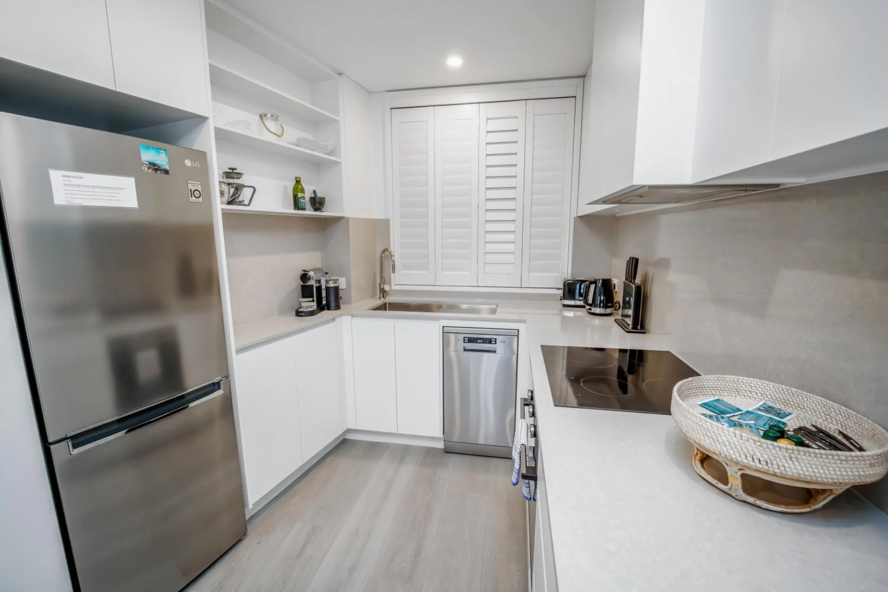 Bay Royal Apartments