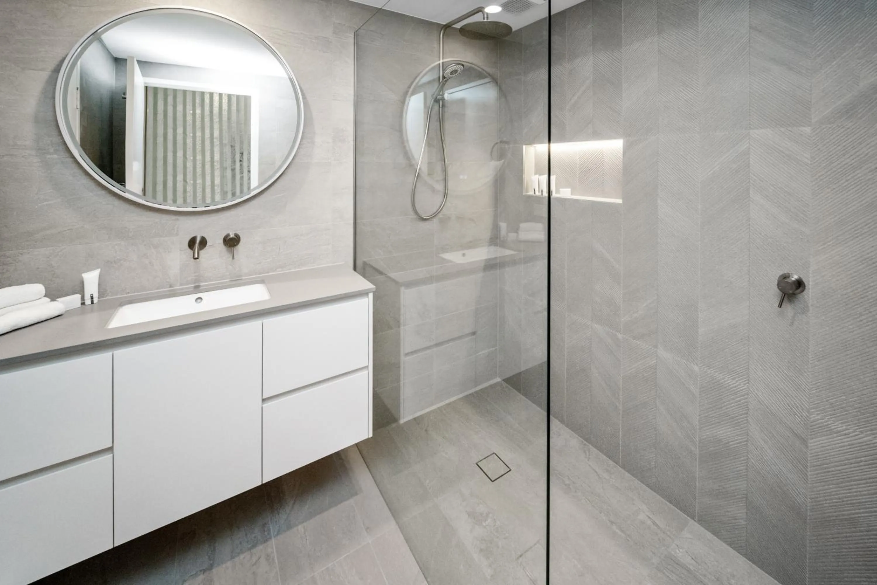 Bay Royal Apartments