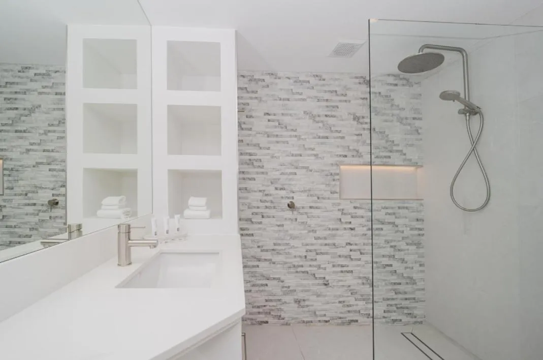 Bay Royal Apartments