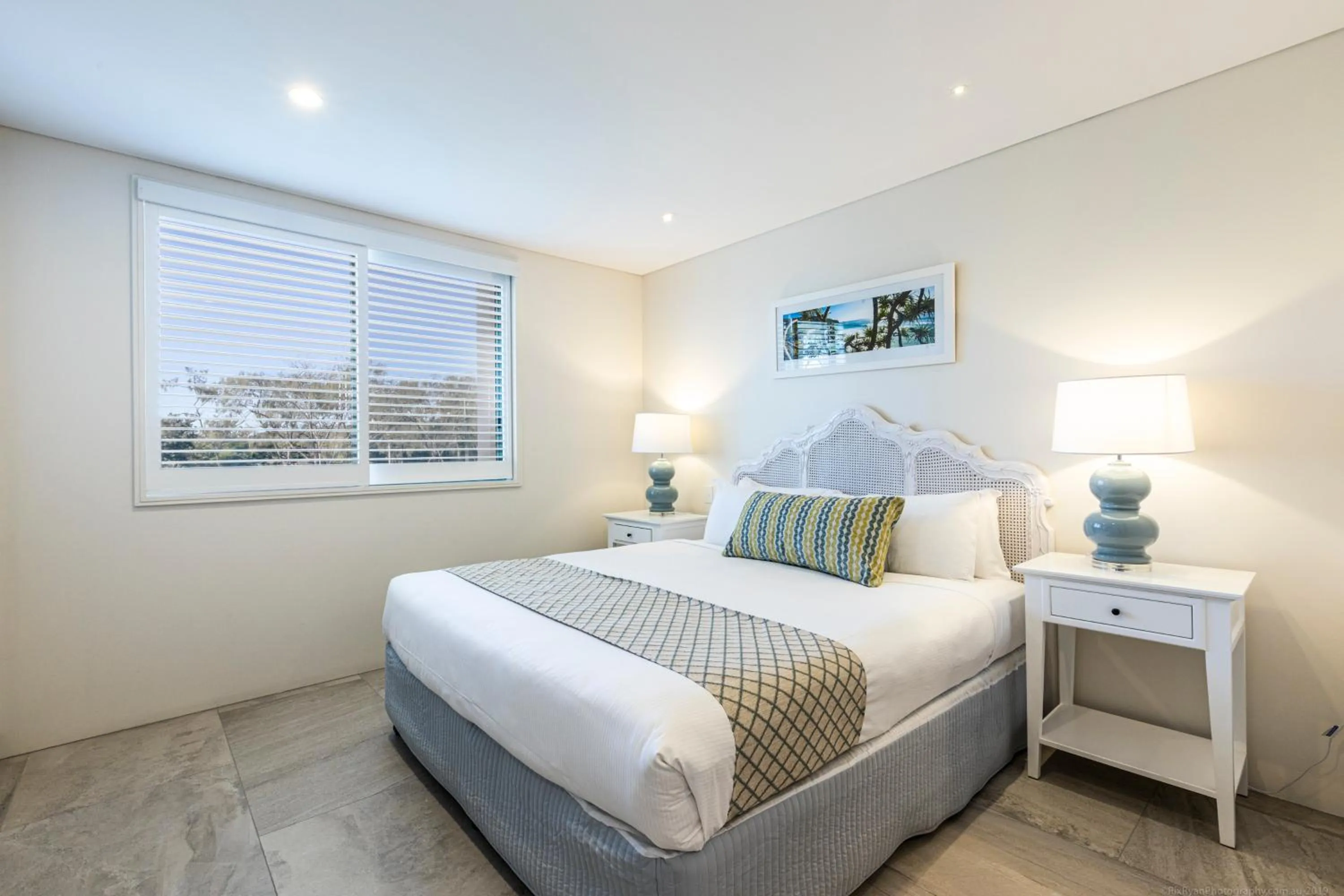 Bedroom, Bed in Bay Royal Apartments