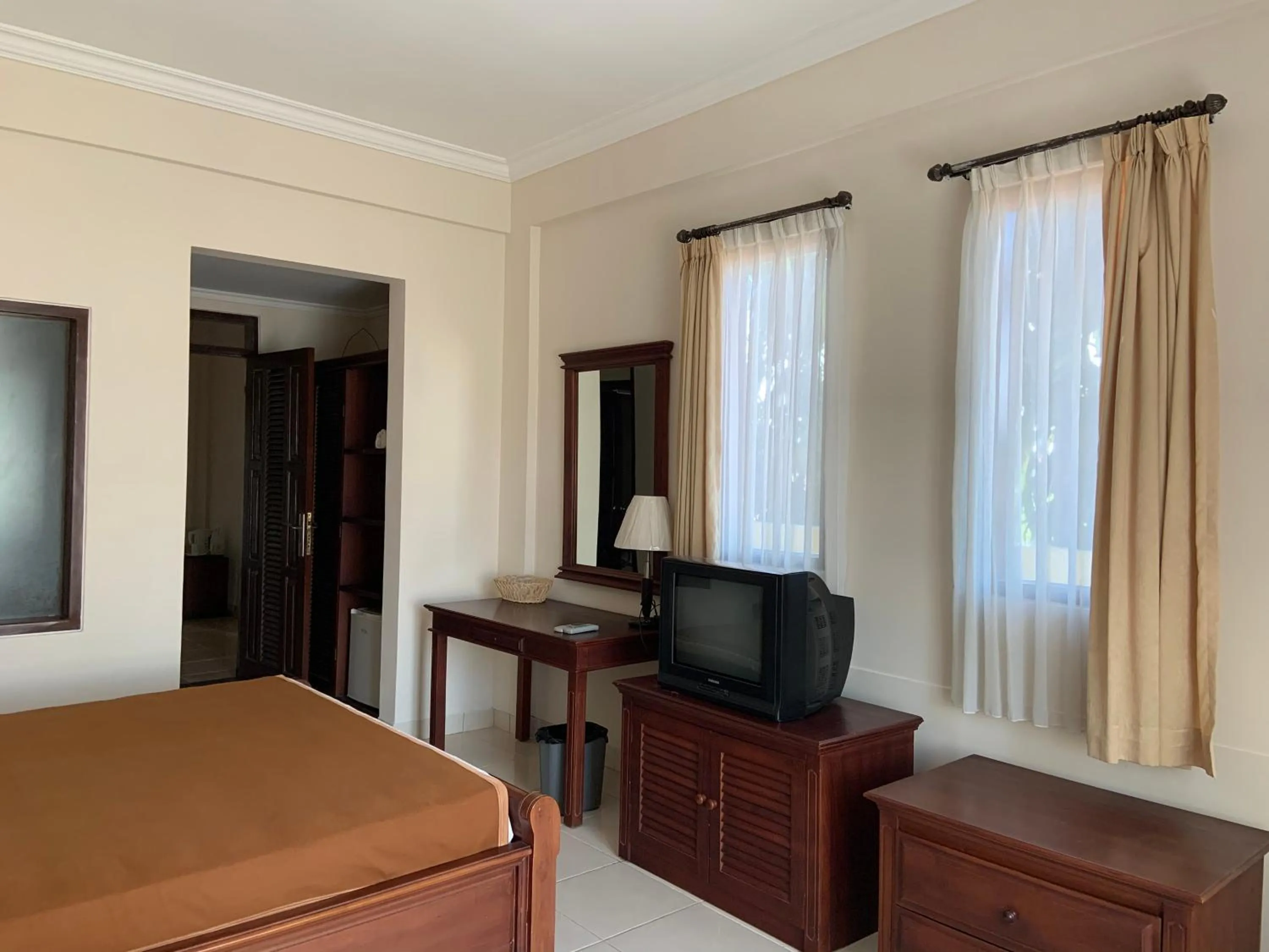 Bedroom, Bed in Nirwana Suites