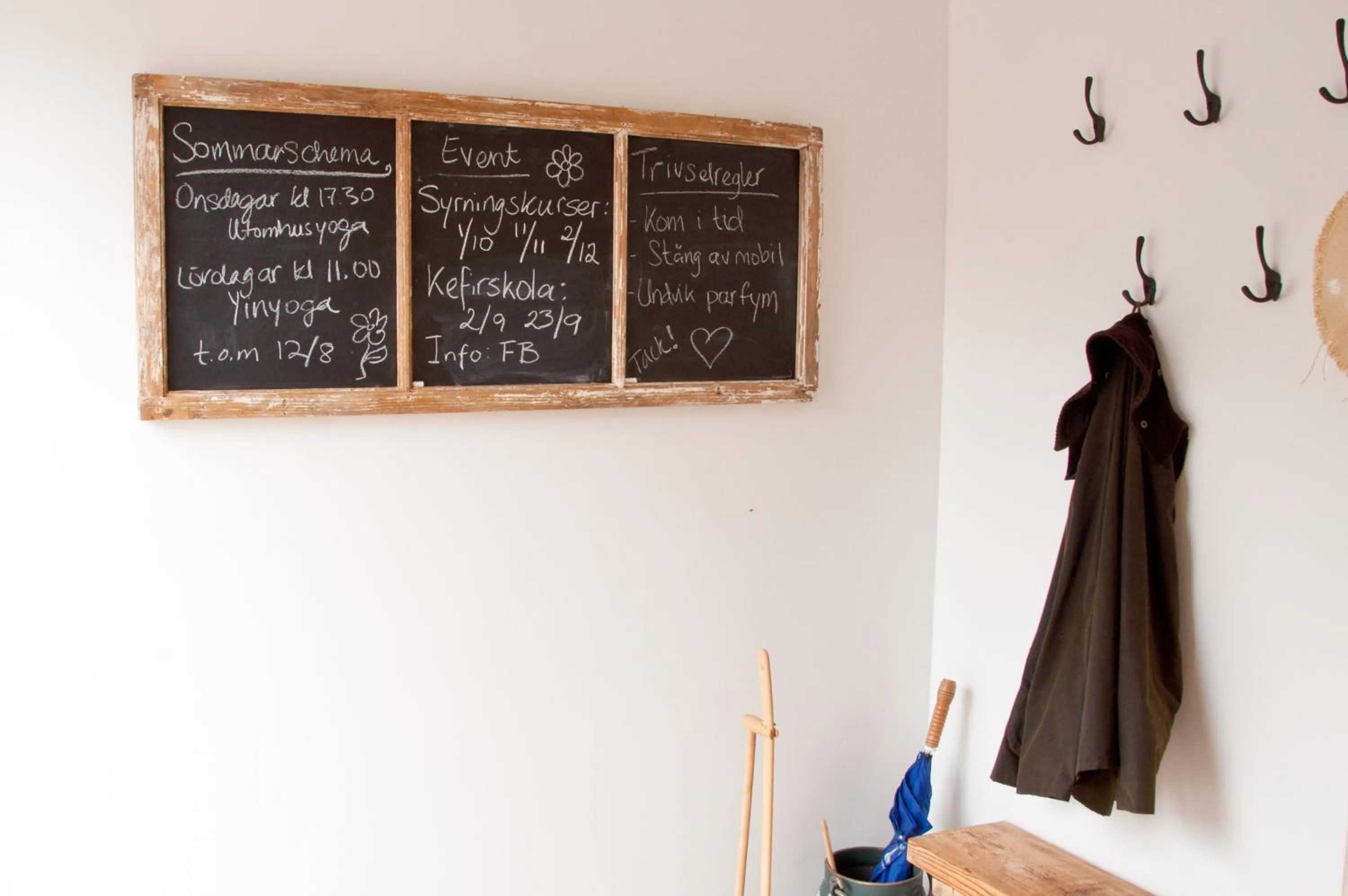 Property building in Escape to PaulssonPaleo