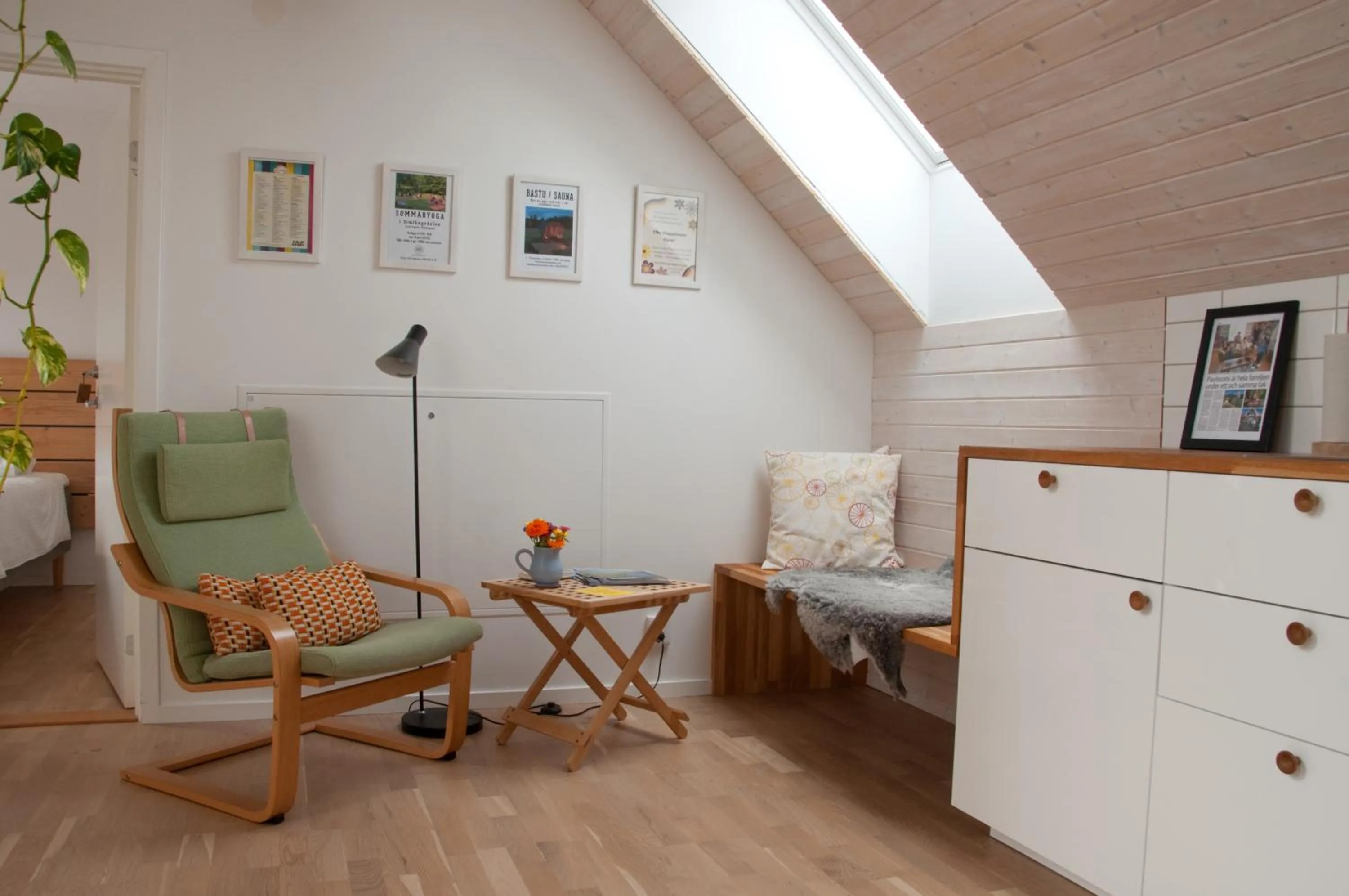 Property building in Escape to PaulssonPaleo