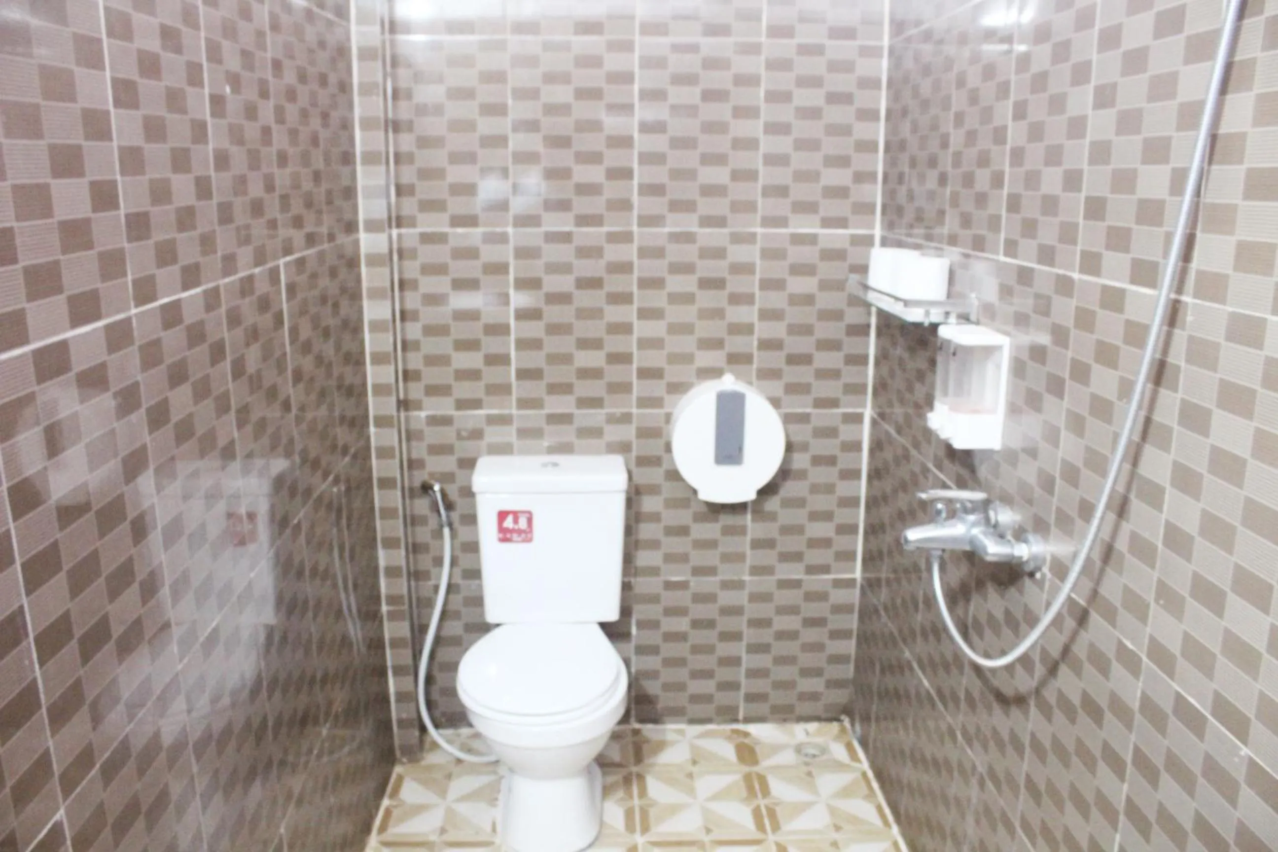 Shower in The Siem Reap Chilled Backpacker