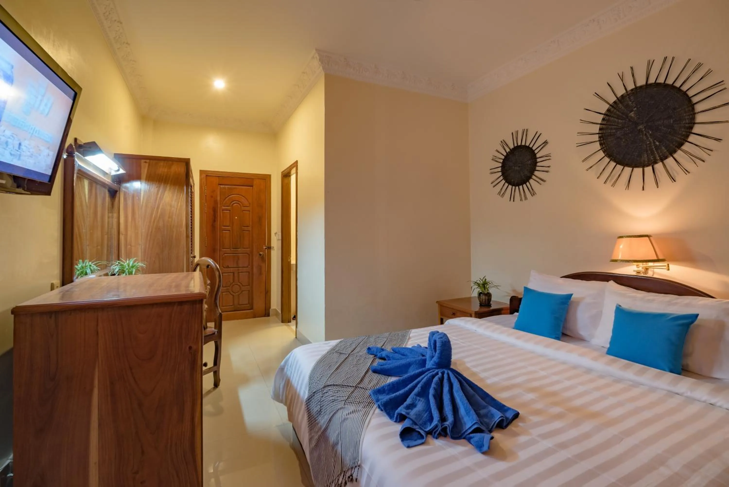 Photo of the whole room, Bed in The Siem Reap Chilled Backpacker