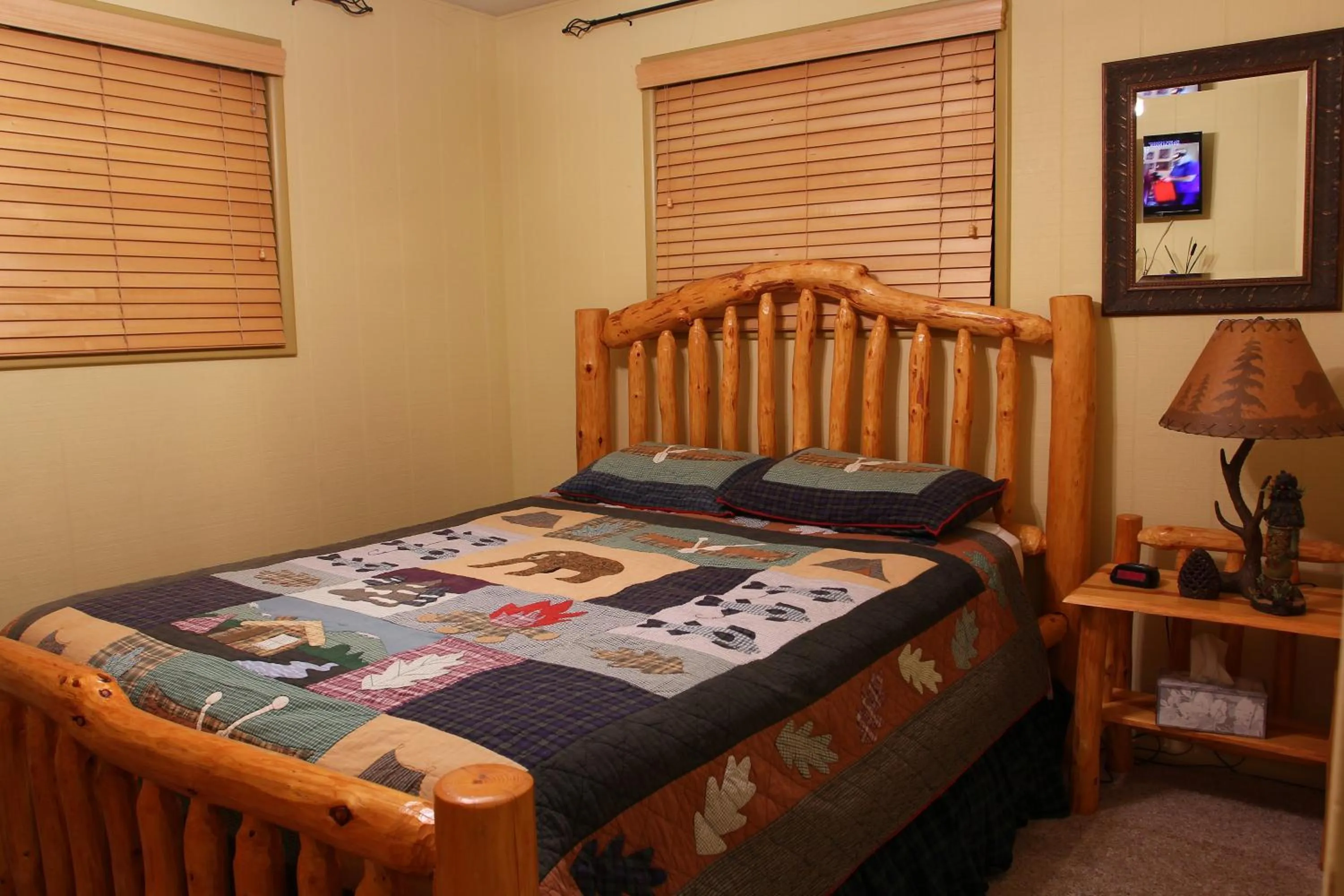 Bedroom, Bed in Adair Springs Cabin