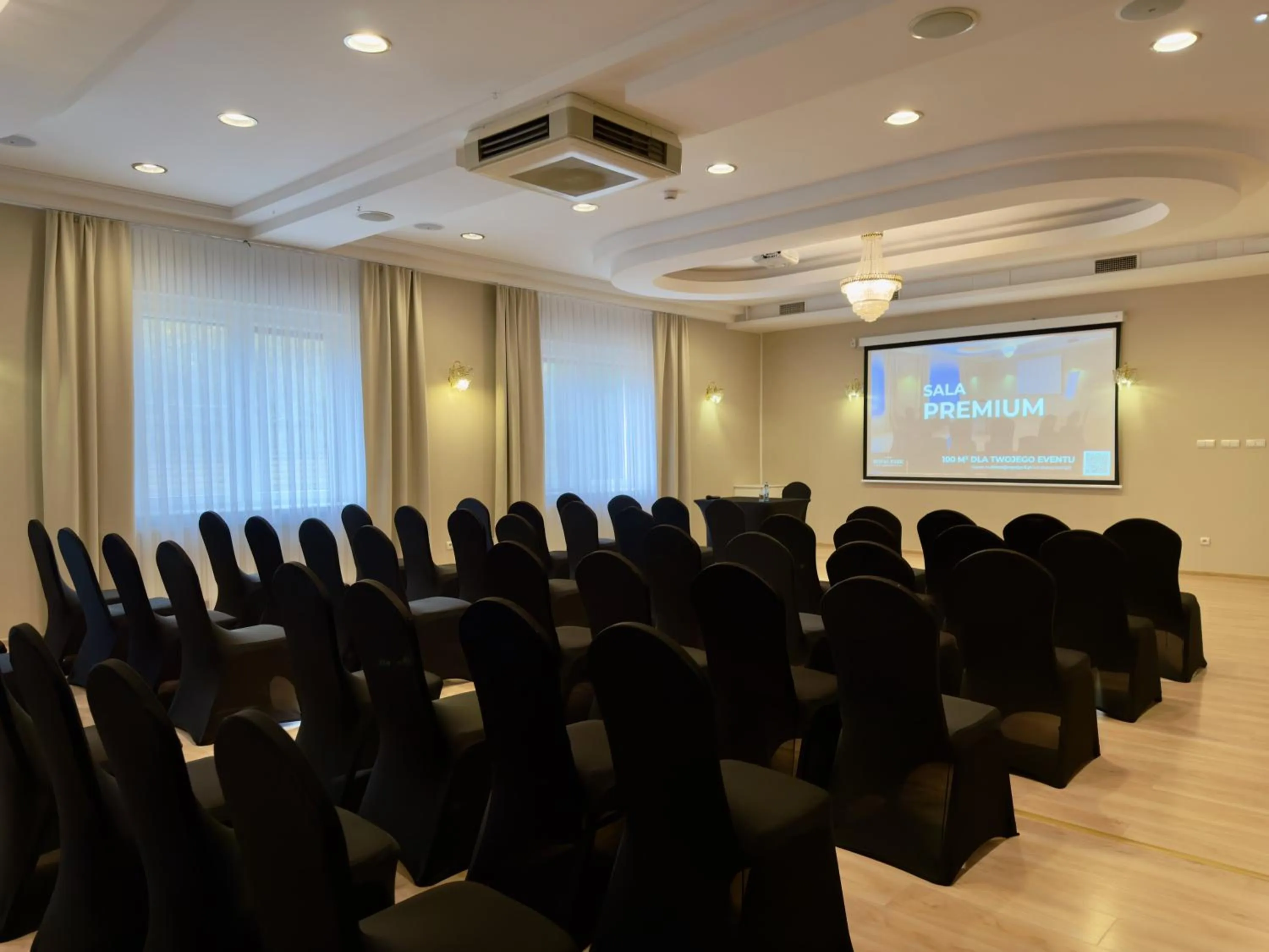 Business facilities in Royal Park Hotel & Spa