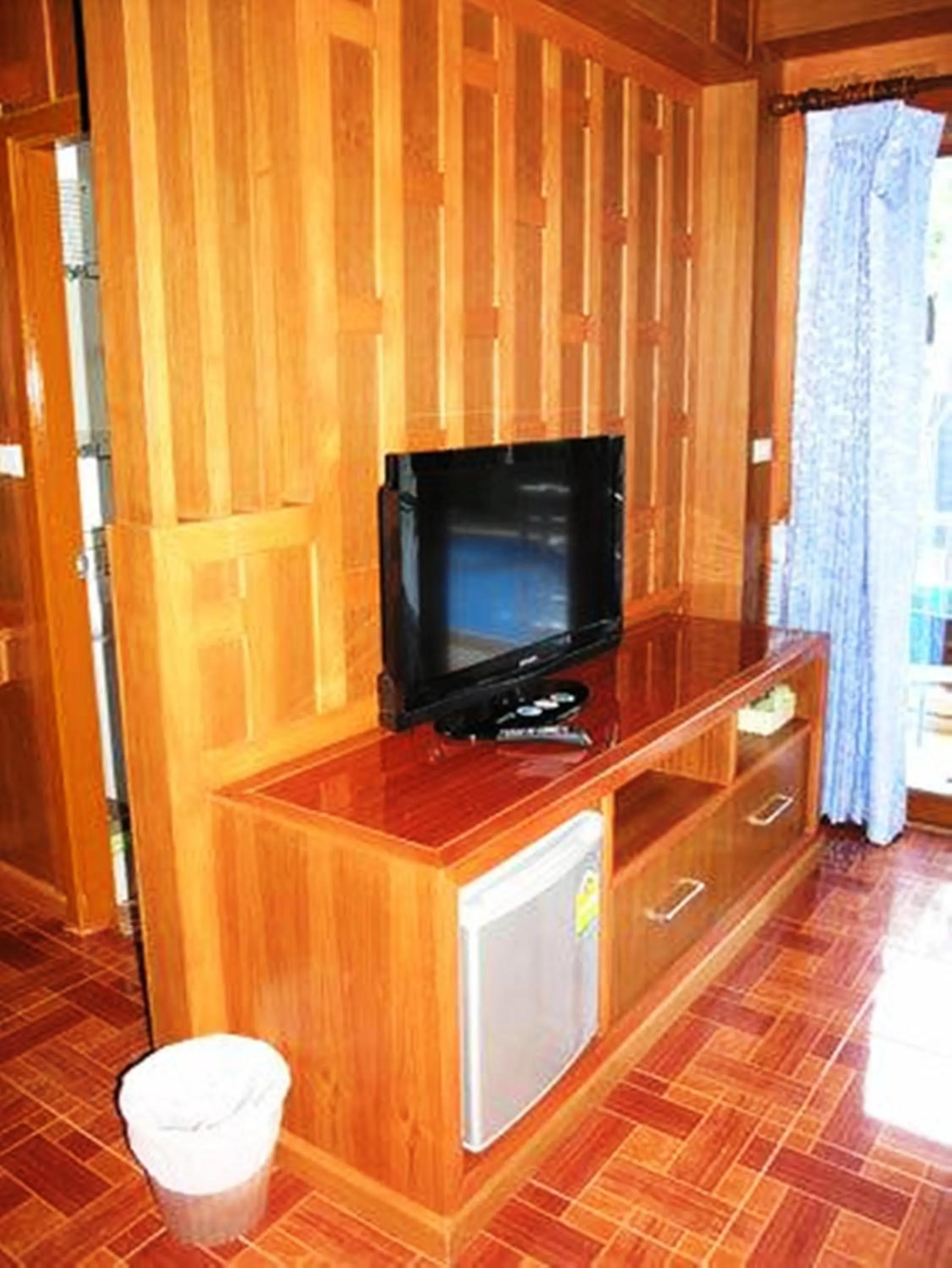 TV and multimedia in JJ Residence
