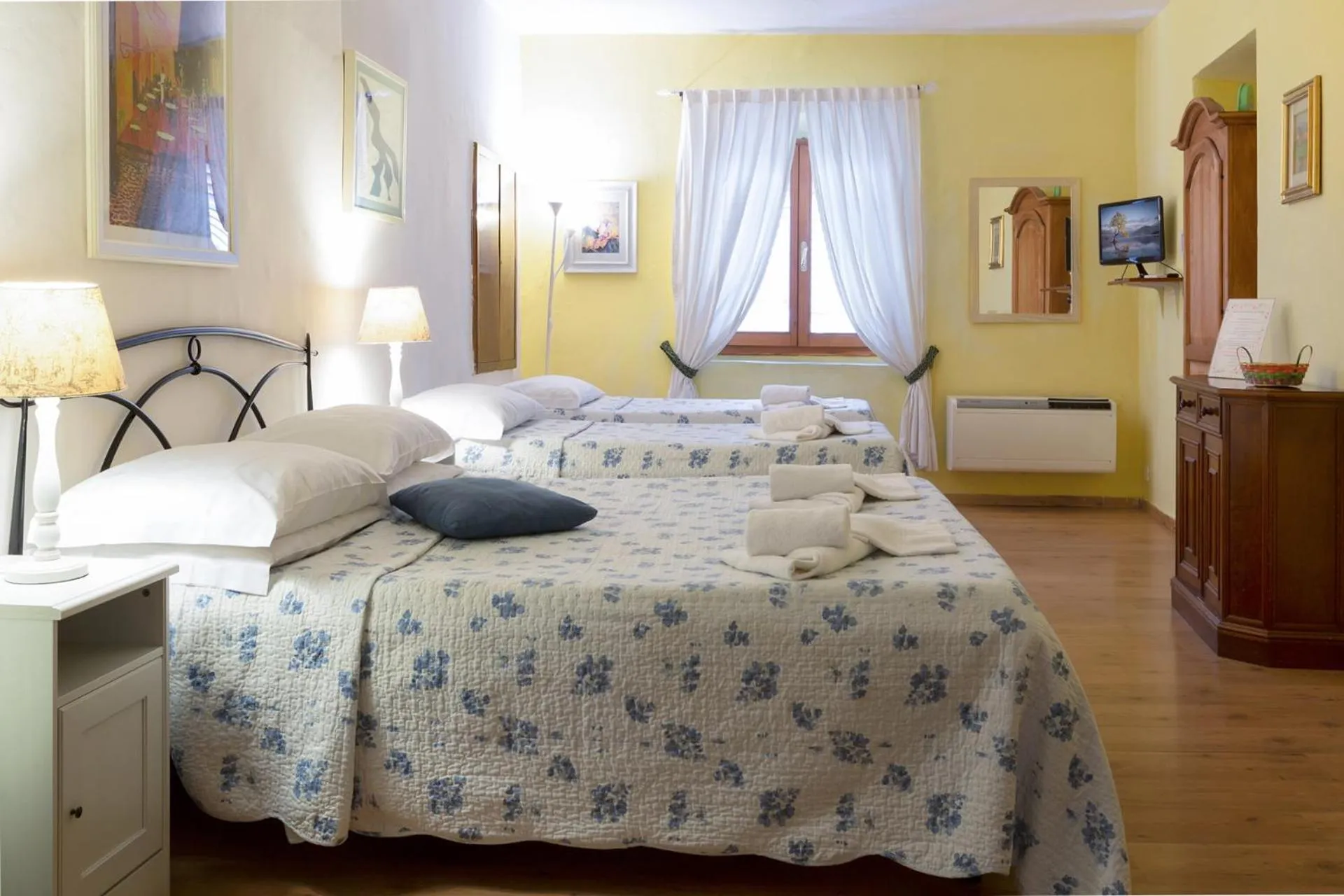 Photo of the whole room, Bed in Guesthouse Bel Duomo