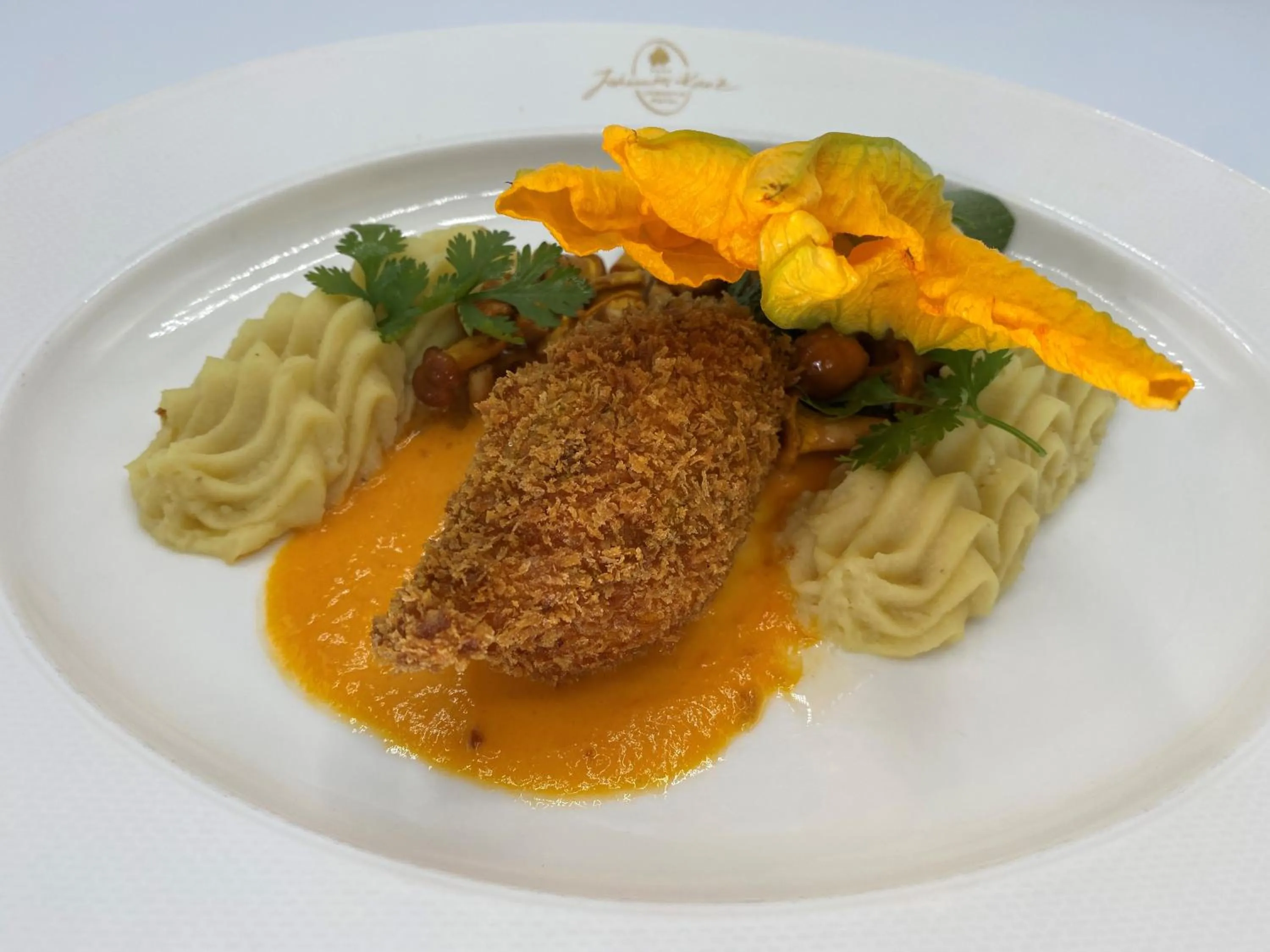 Food and drinks in Romantik Hotel Johanniter-Kreuz