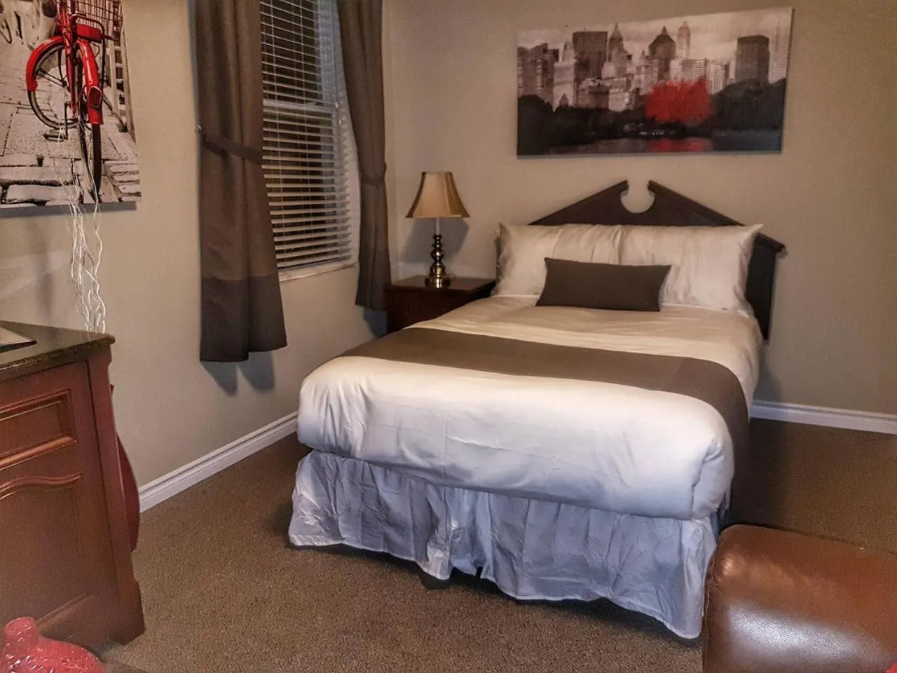 Bed in Cozy Studio #15 by Amazing Property Rentals