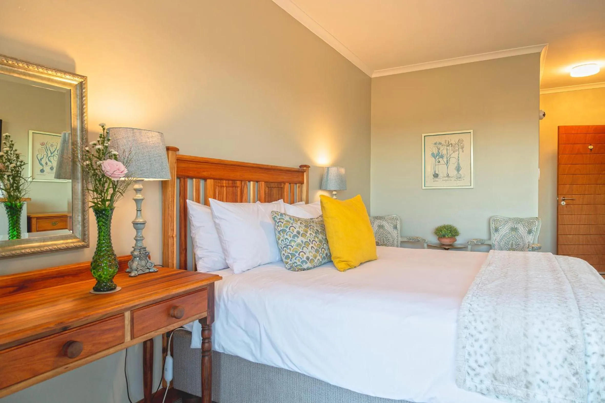 Bedroom, Bed in Le Mahi Guest House