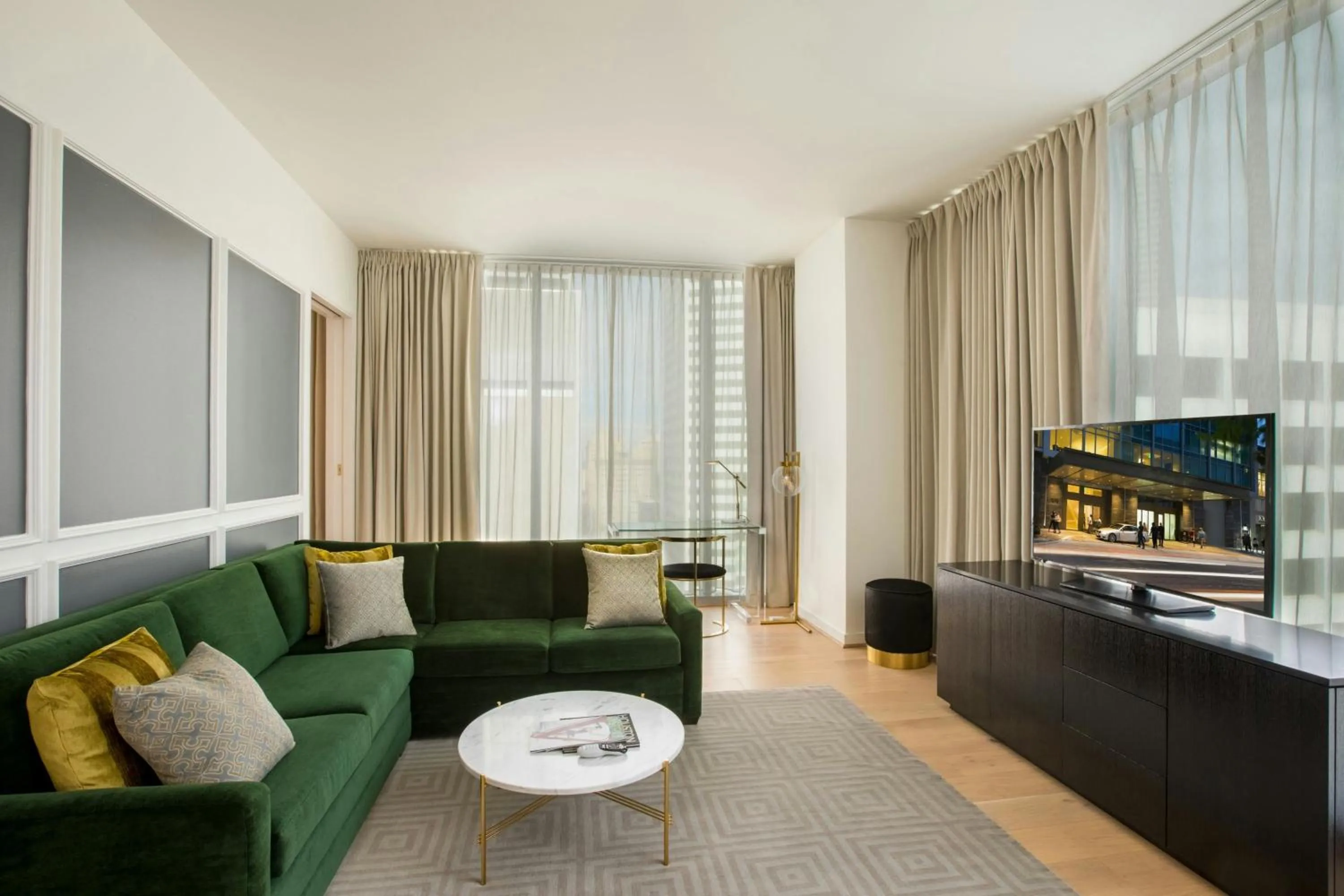 Living room in The Laura Hotel, Houston Downtown, Autograph Collection