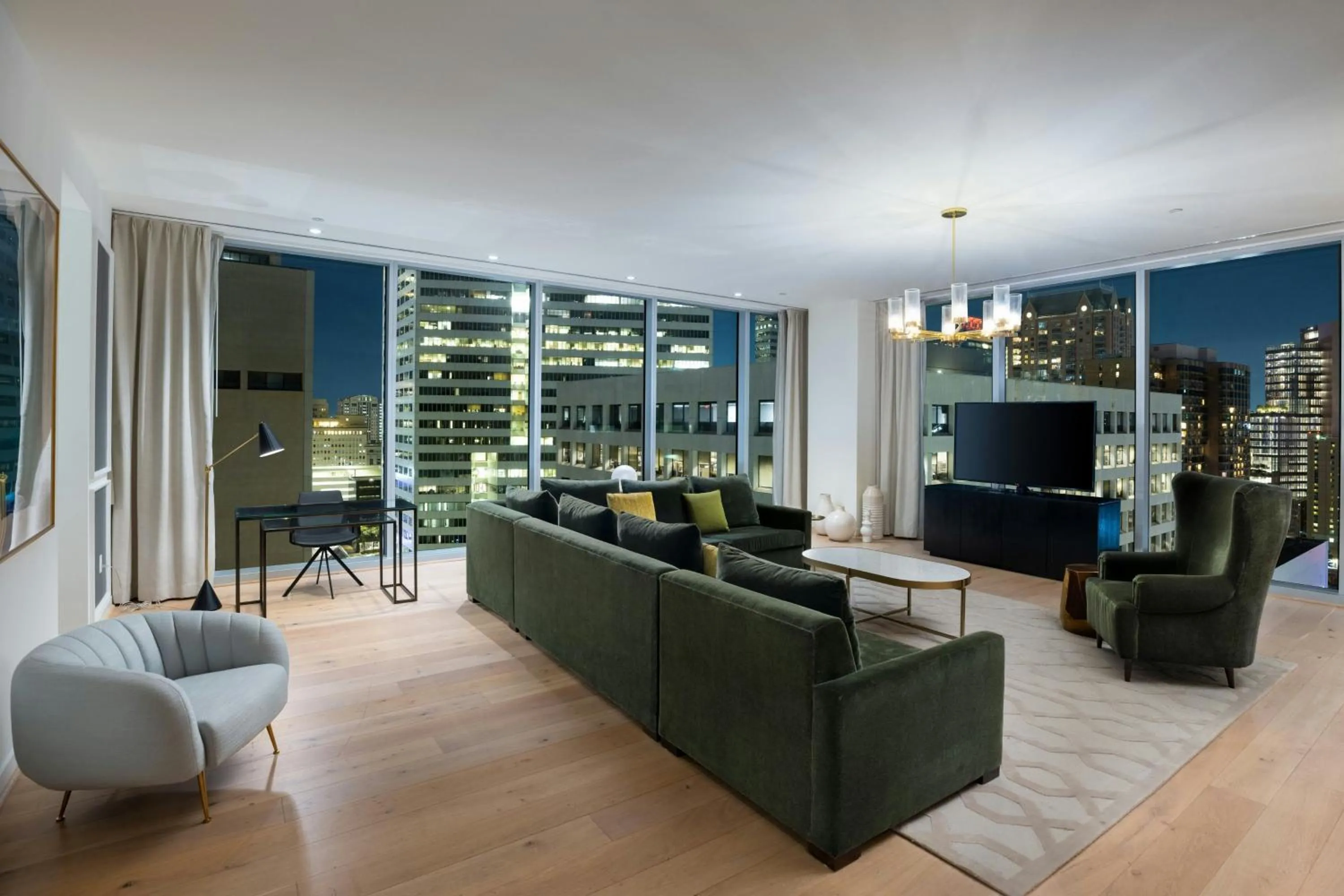 Living room in The Laura Hotel, Houston Downtown, Autograph Collection