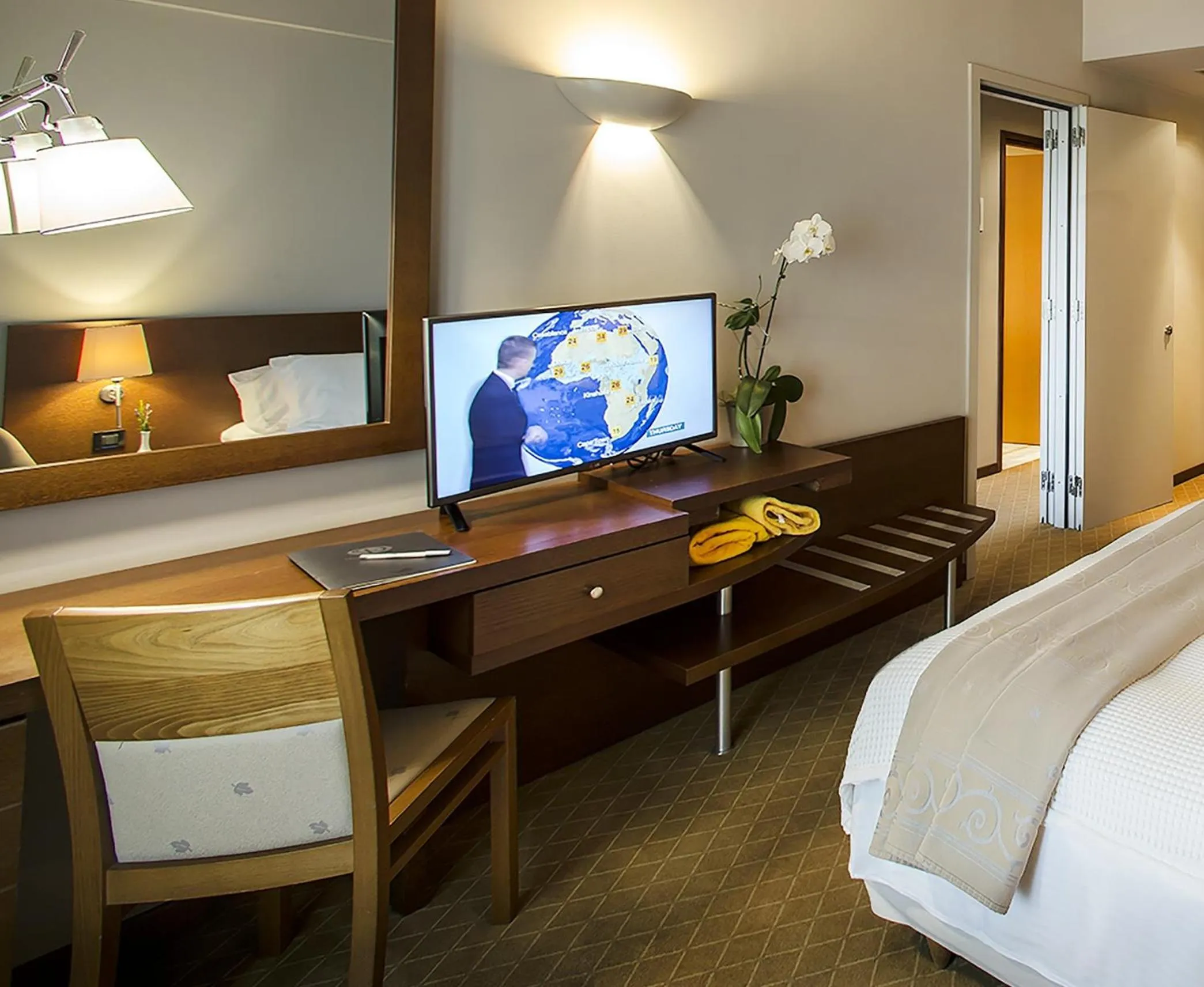 TV and multimedia, Bed in Dekelia Hotel
