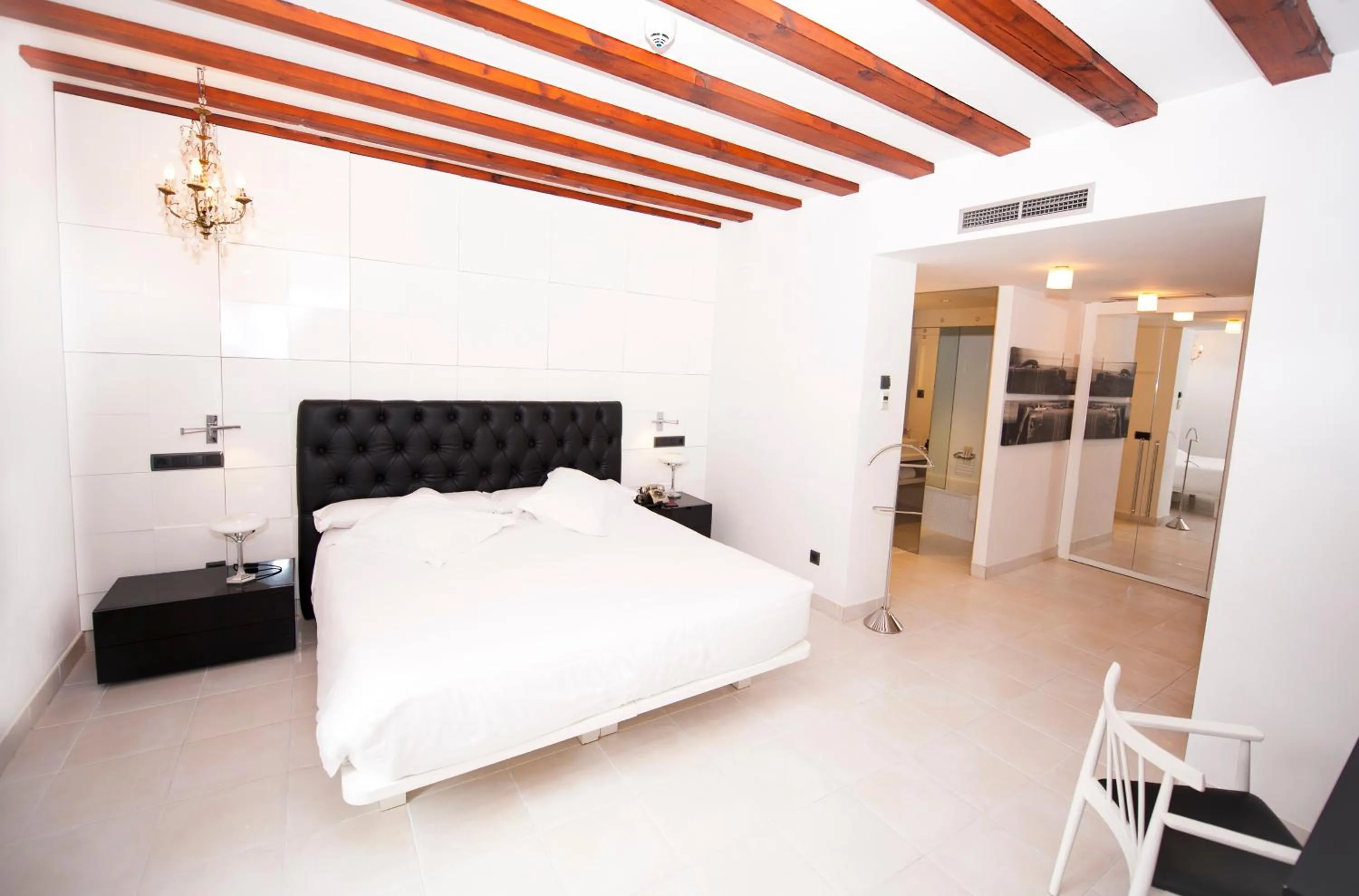 Bedroom, Bed in Posada del León de Oro Boutique Hotel