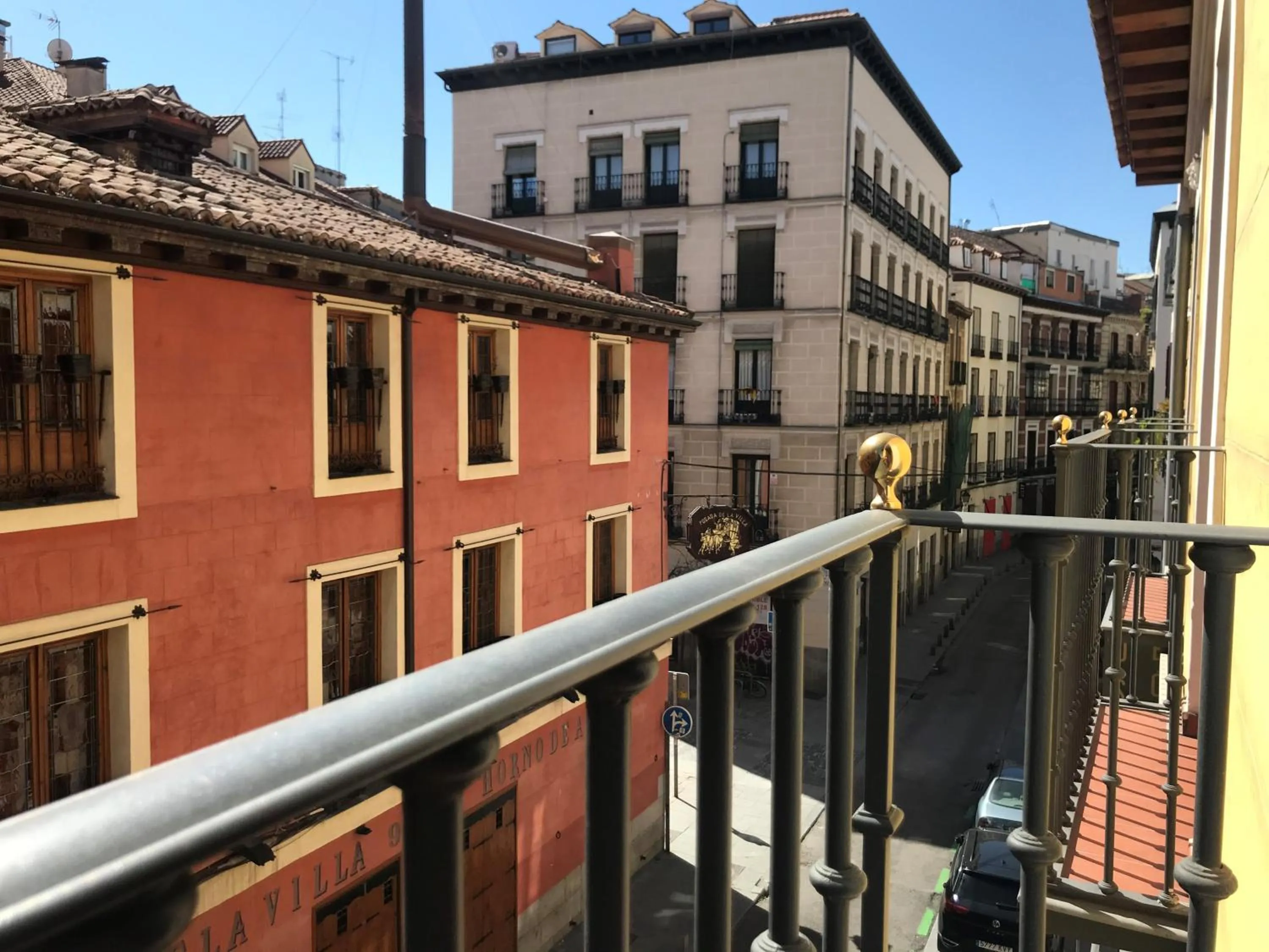 Street view in Posada del León de Oro Boutique Hotel