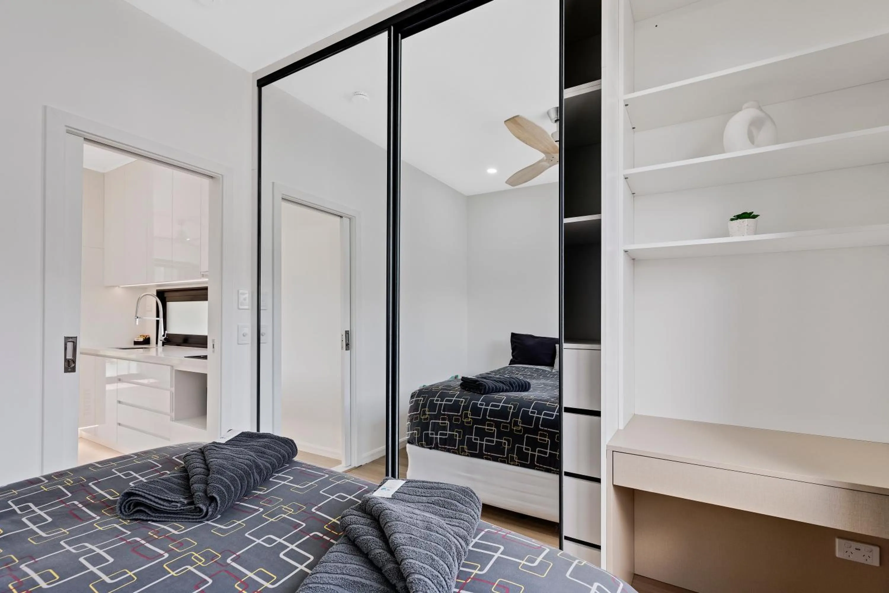Bedroom, Bed in Yandina Caravan Park