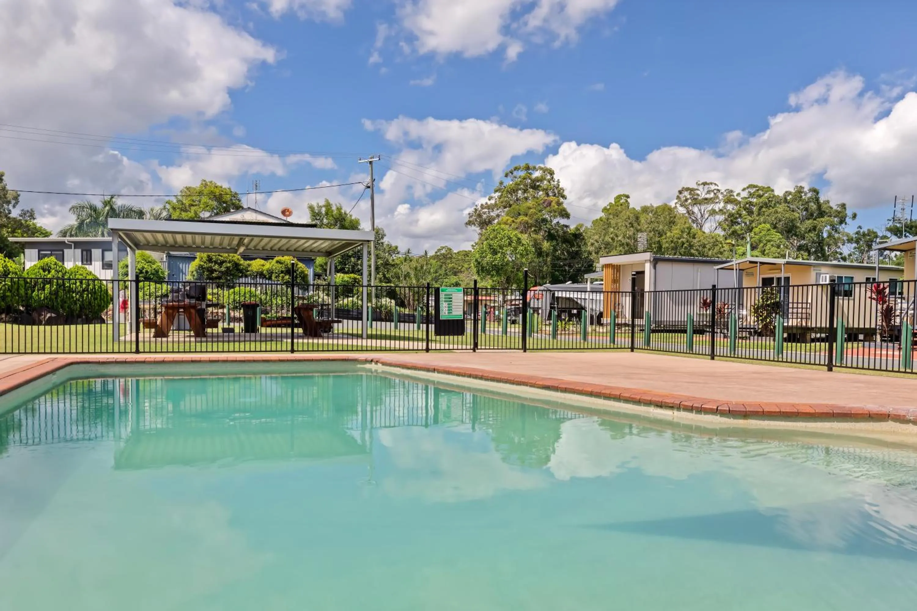 Swimming pool in Yandina Caravan Park