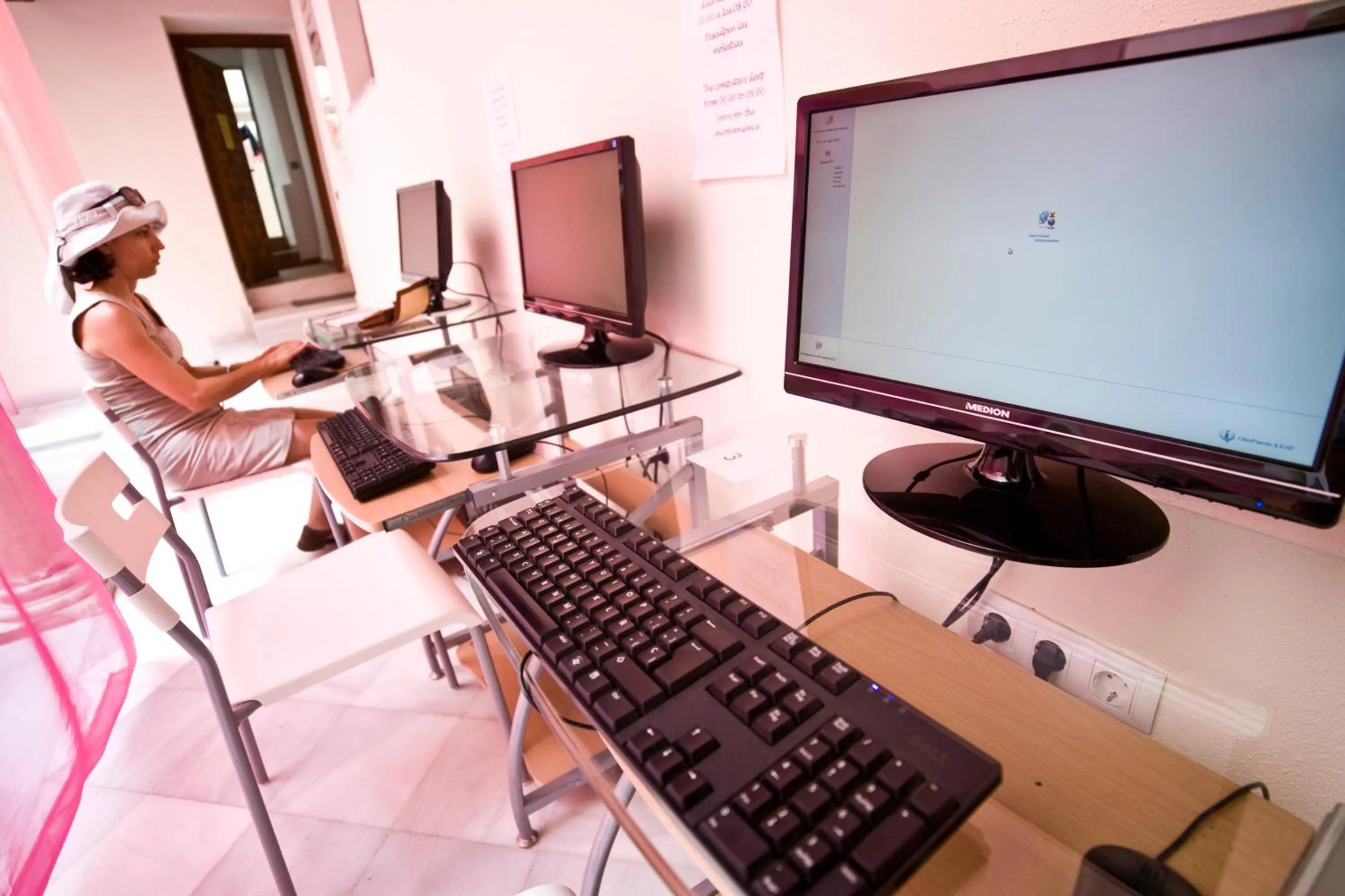 TV and multimedia in White Nest Hostel