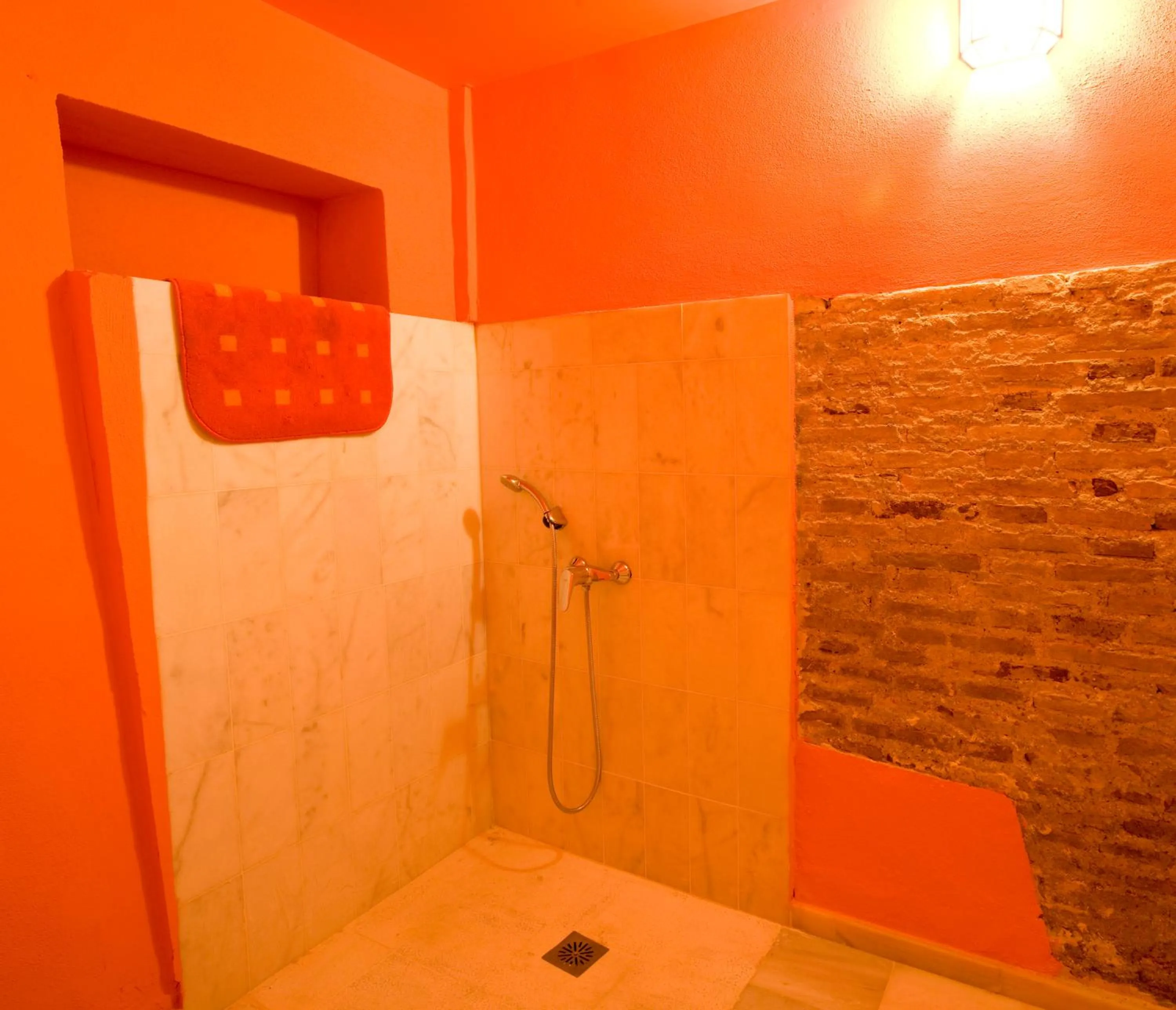 Bathroom in White Nest Hostel