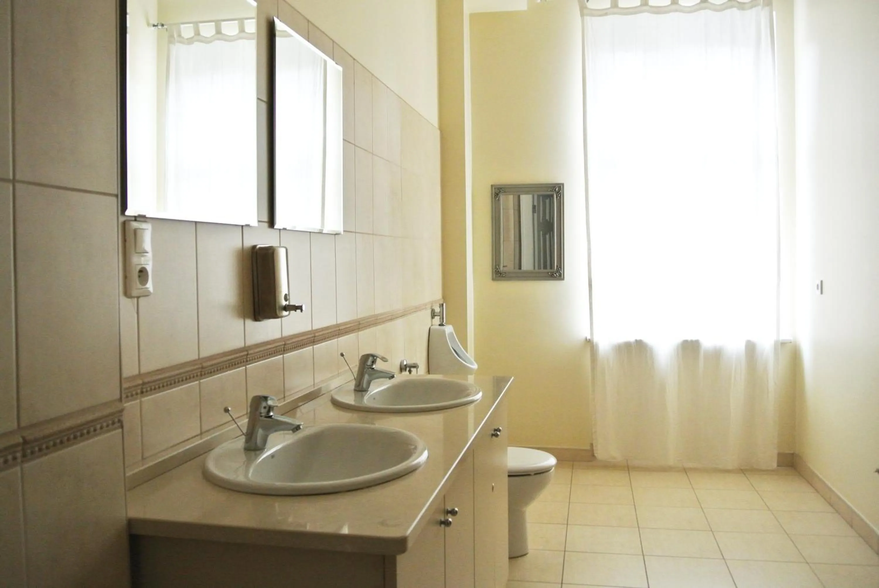 Bathroom in Kamienica Bankowa Residence