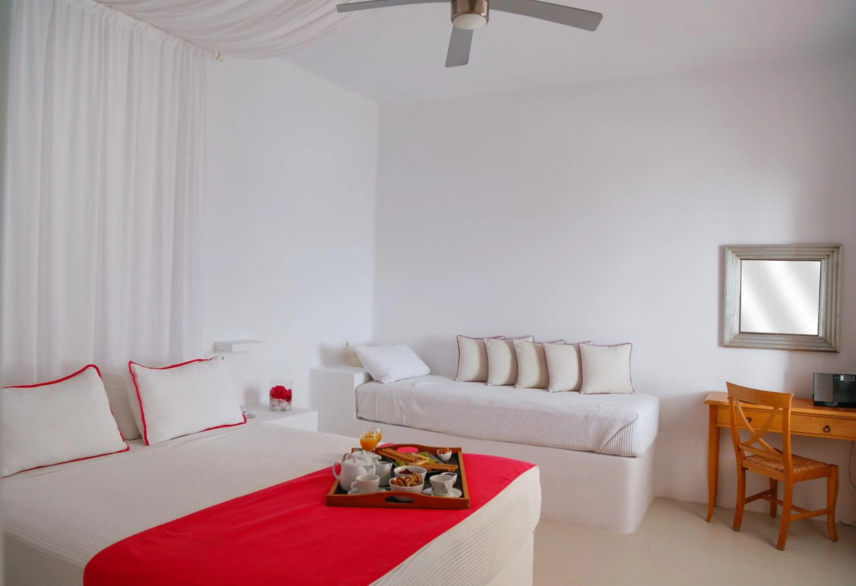 Photo of the whole room, Bed in Notos Therme and Spa