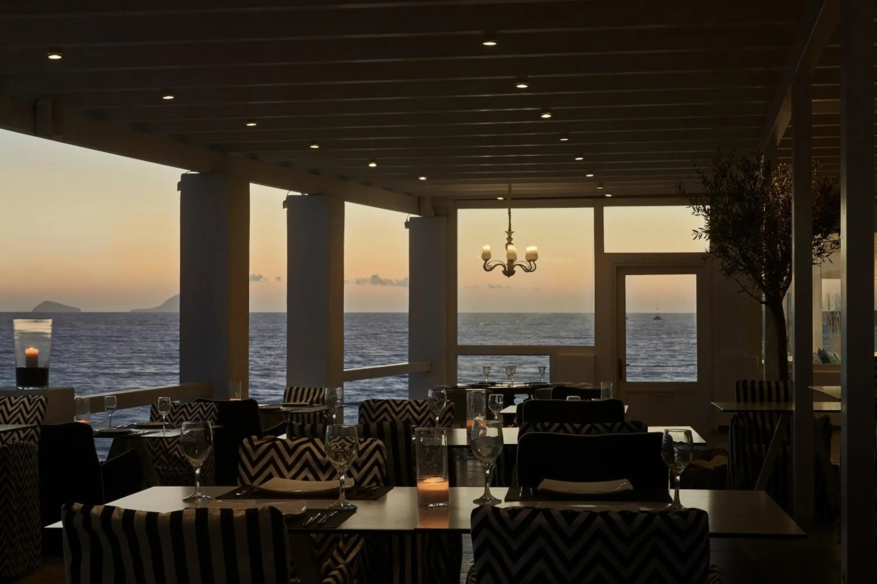 Restaurant/places to eat in Notos Therme and Spa Restaurant/places to eat in Notos Therme and Spa