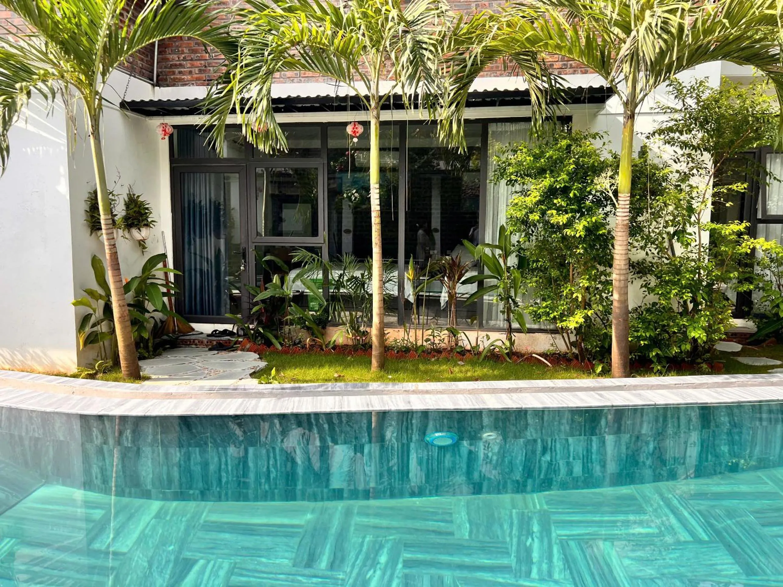 Swimming pool in Tam Coc Boutique Garden
