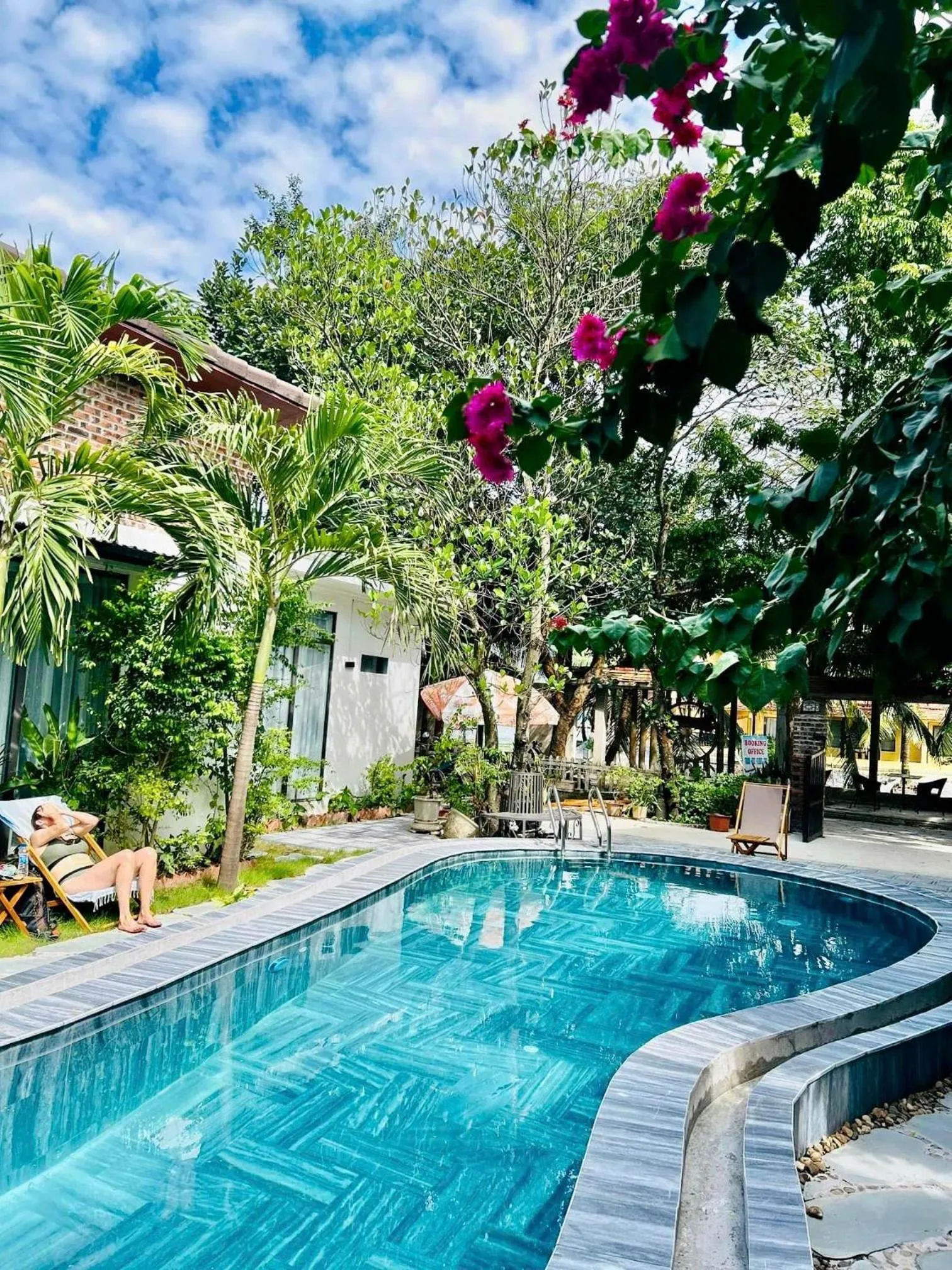 Swimming pool in Tam Coc Boutique Garden