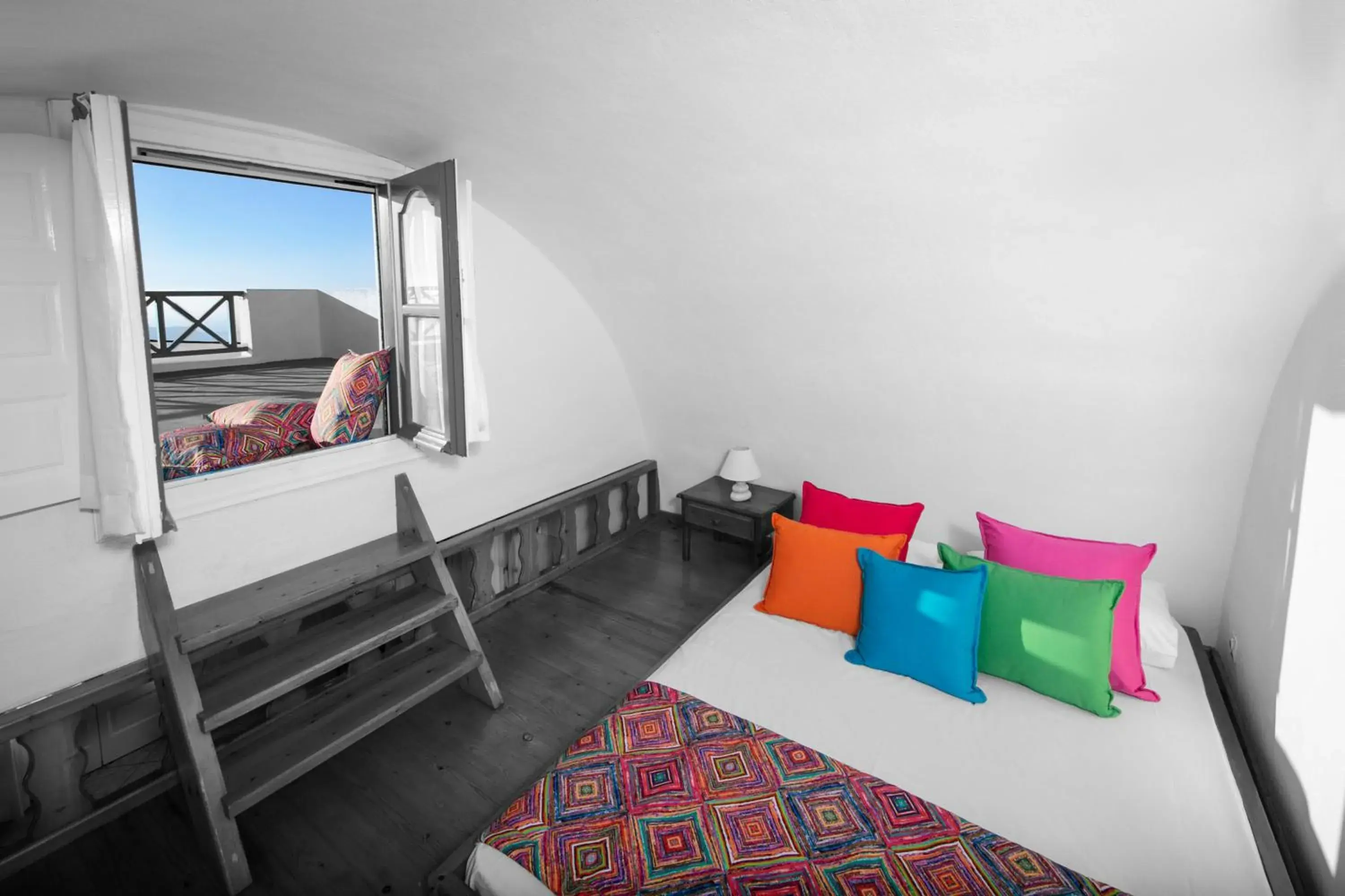 Bed in Abelonas Retreat Bed in Abelonas Retreat