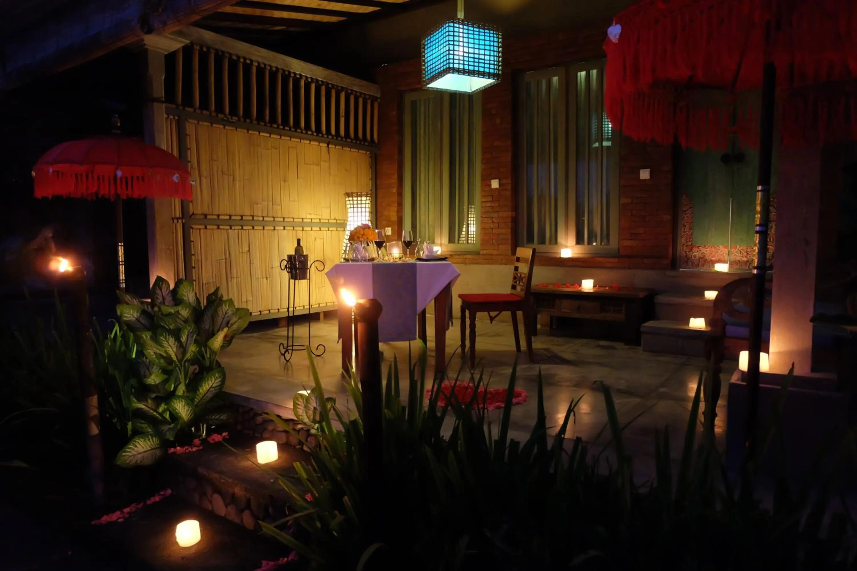 Area and facilities in Puri Taman Sari Resort