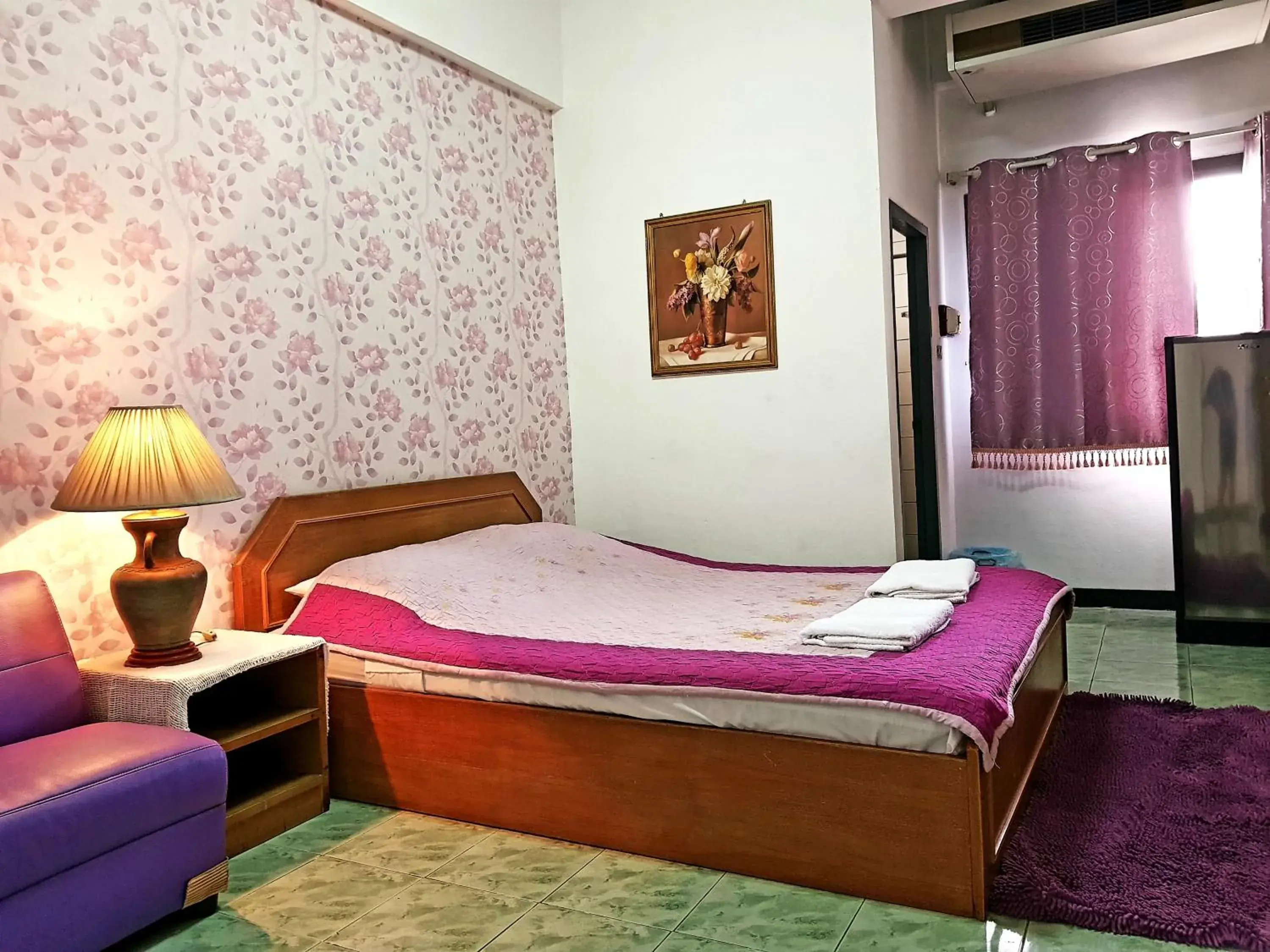 Double Room with Balcony in Wiang Inn Mansion Double Room with Balcony in Wiang Inn Mansion