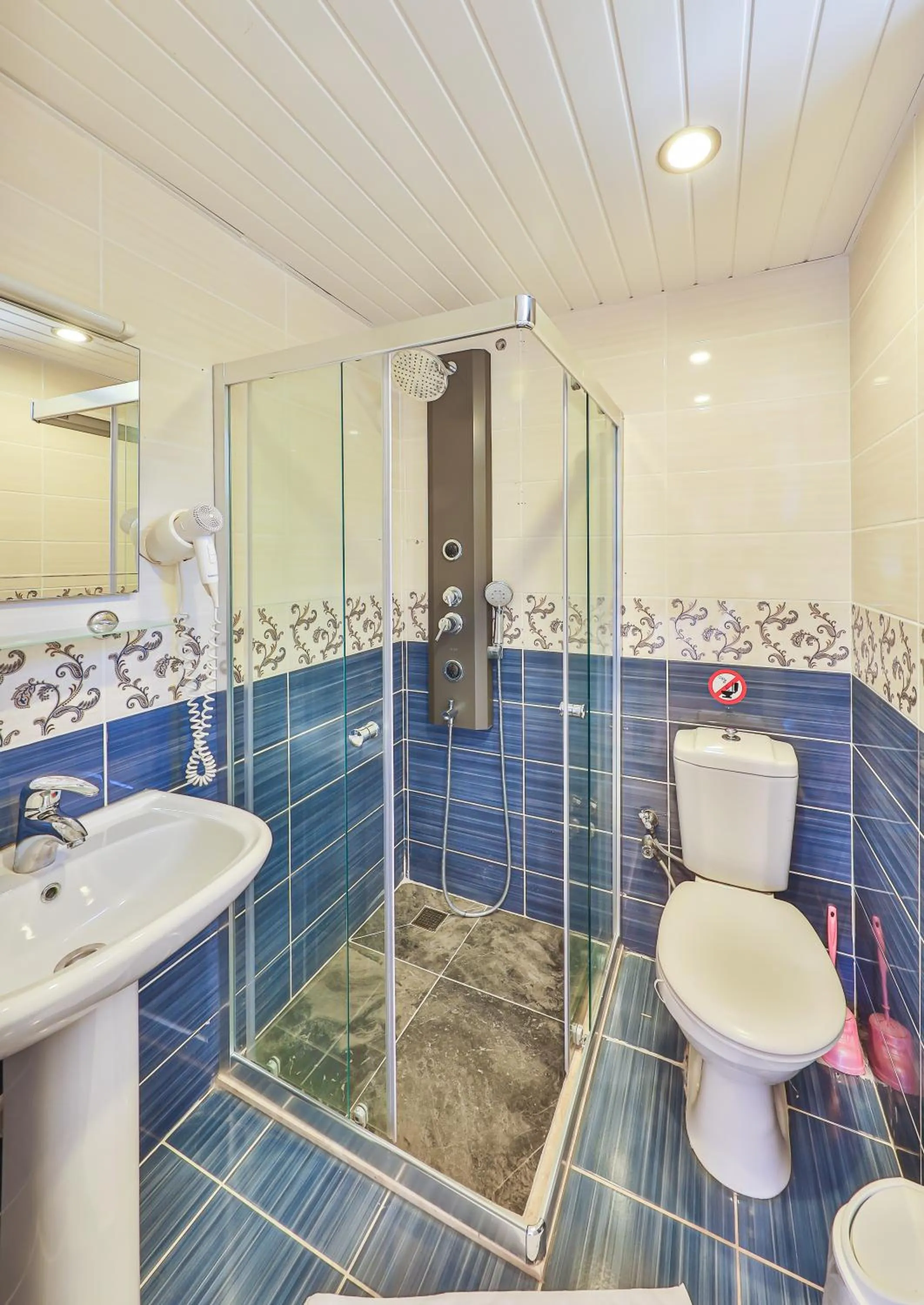 Shower in Villa Dundar - Kas Apartments