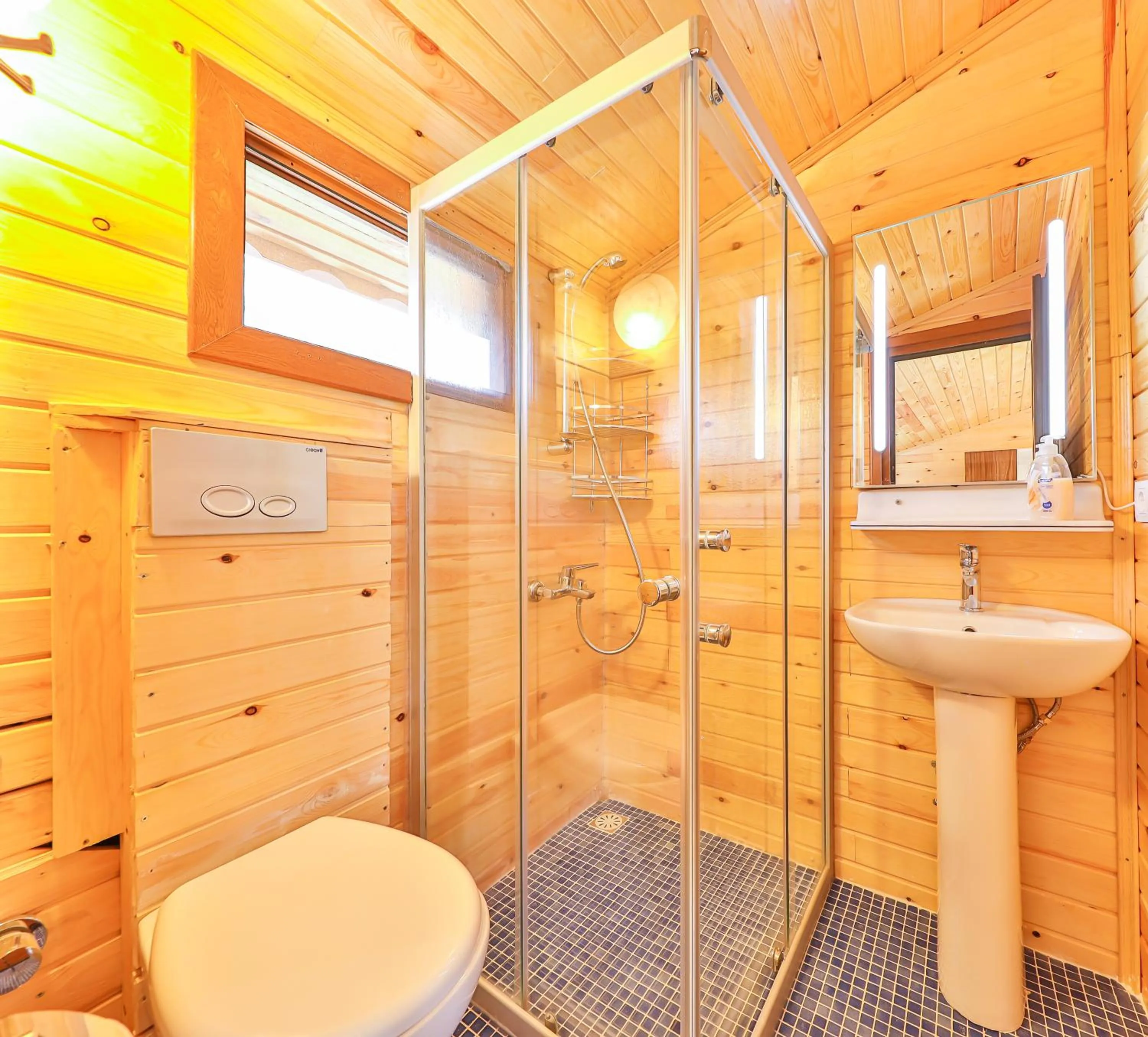 Shower in Villa Dundar - Kas Apartments