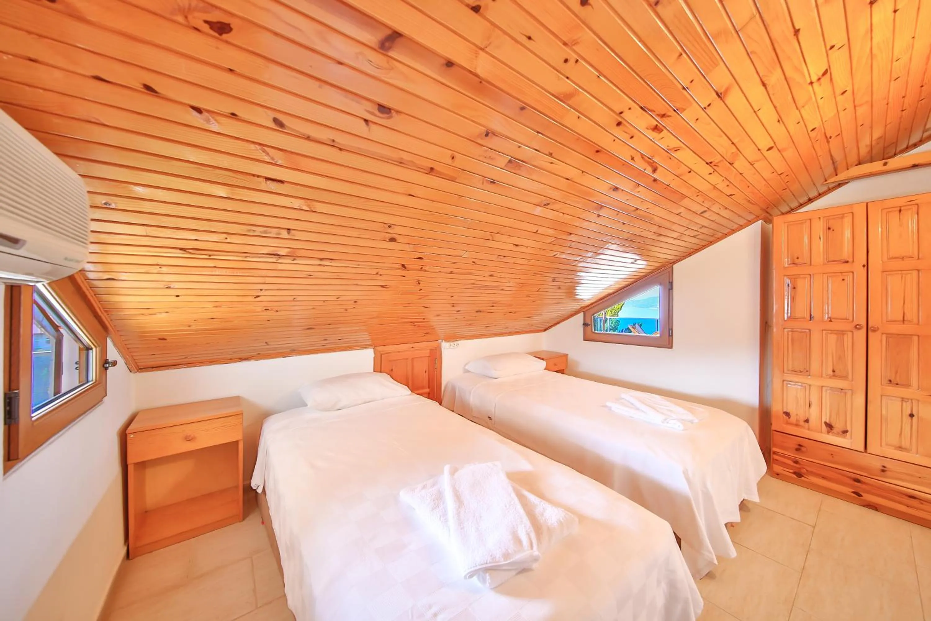 Bed in Villa Dundar - Kas Apartments