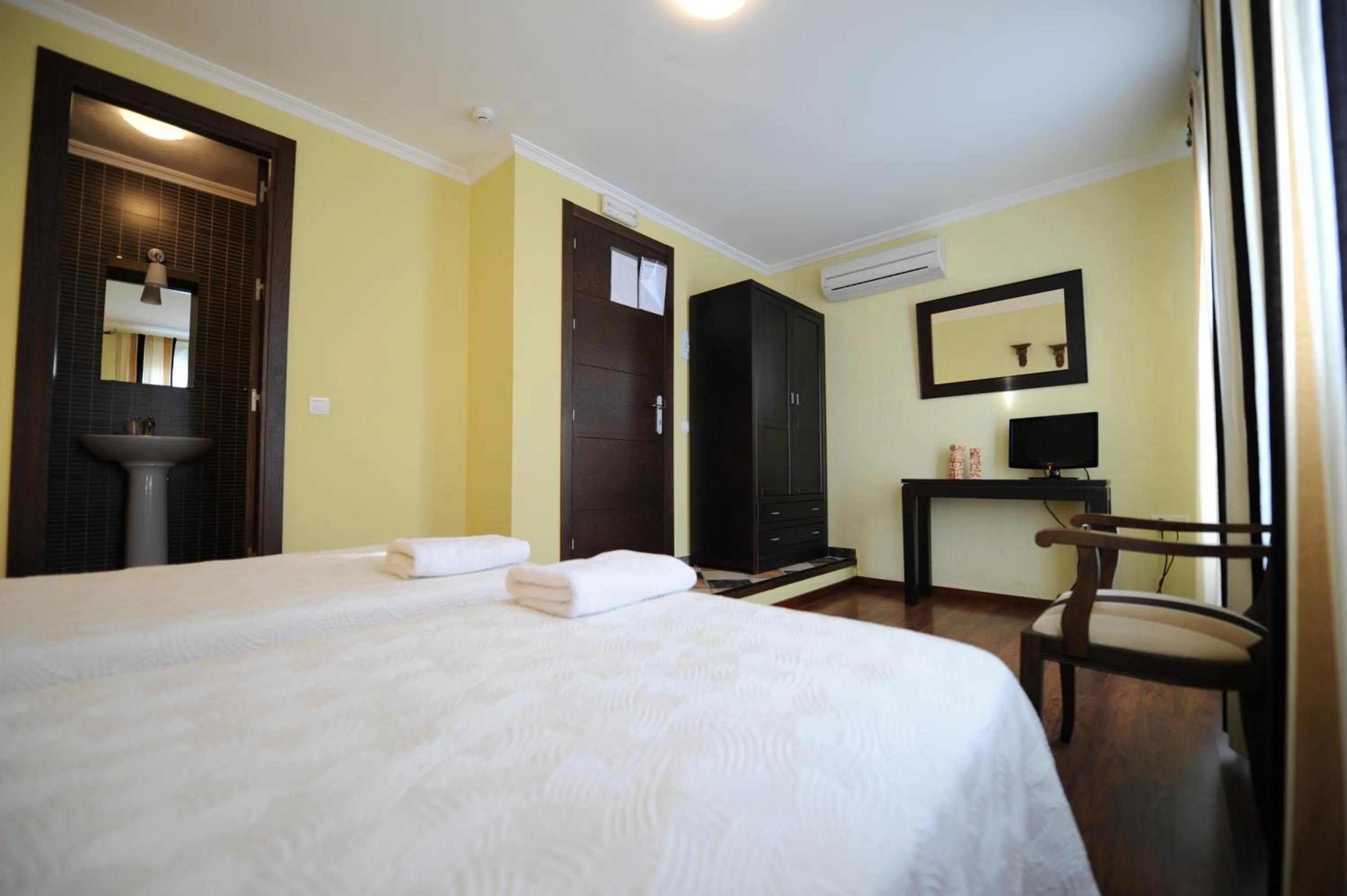 Photo of the whole room, Bed in Hotel Montearoma