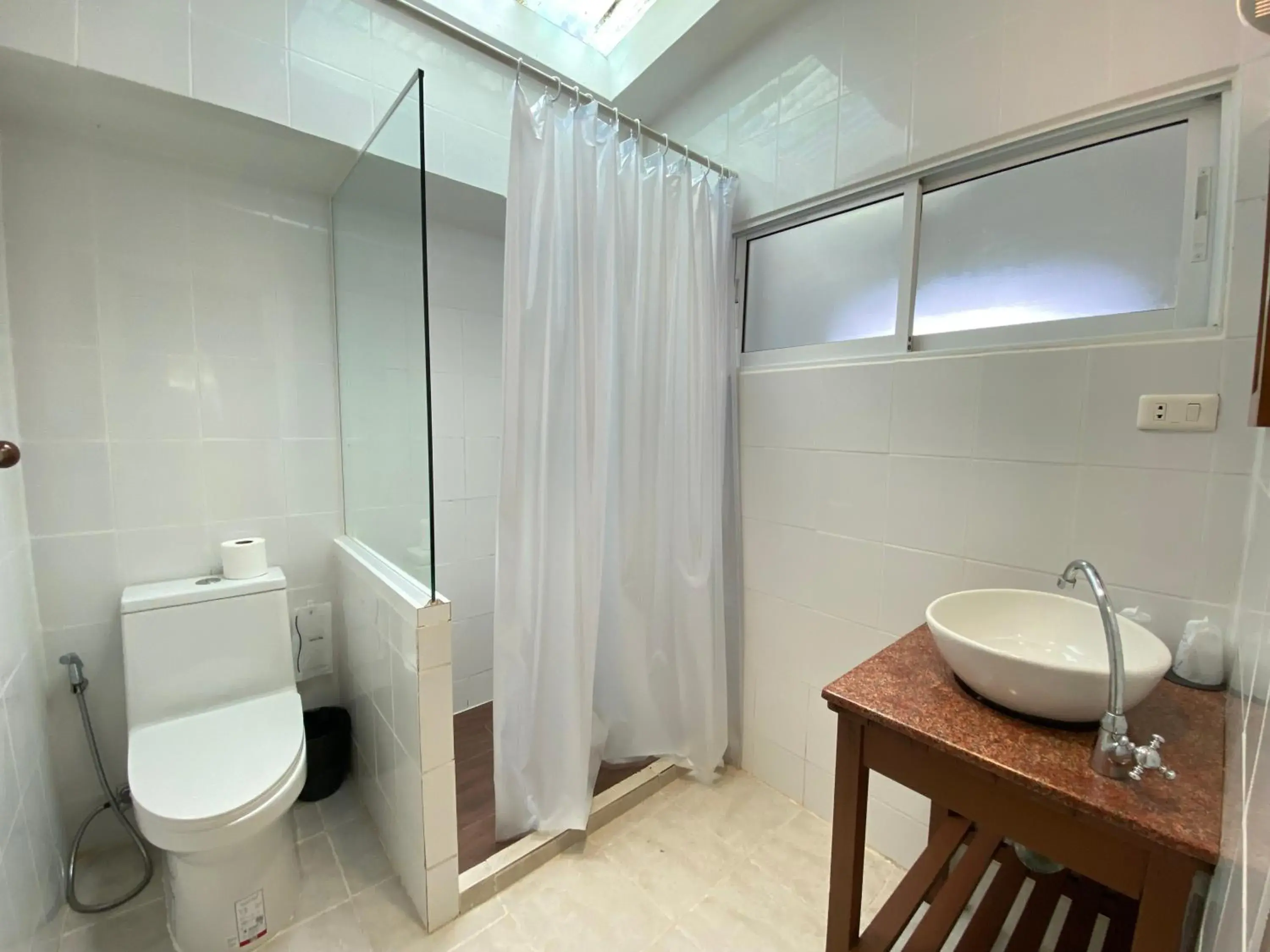 Bathroom in Samed Cabana Resort Bathroom in Samed Cabana Resort