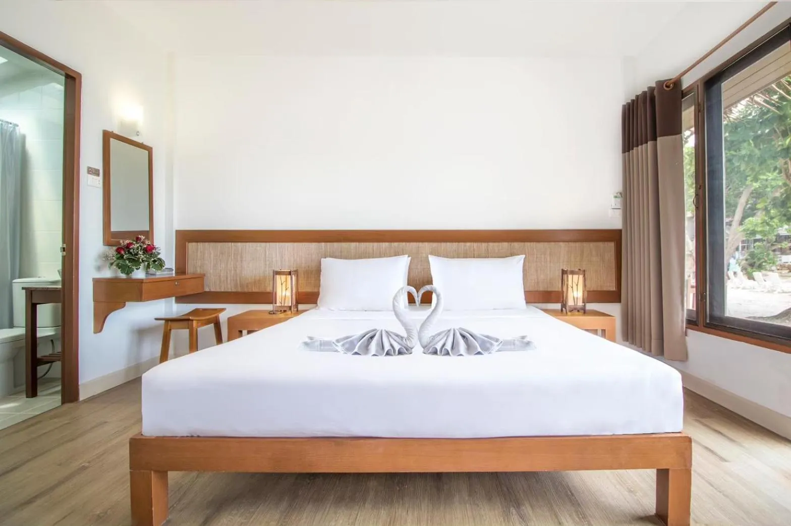 Bed in Samed Cabana Resort