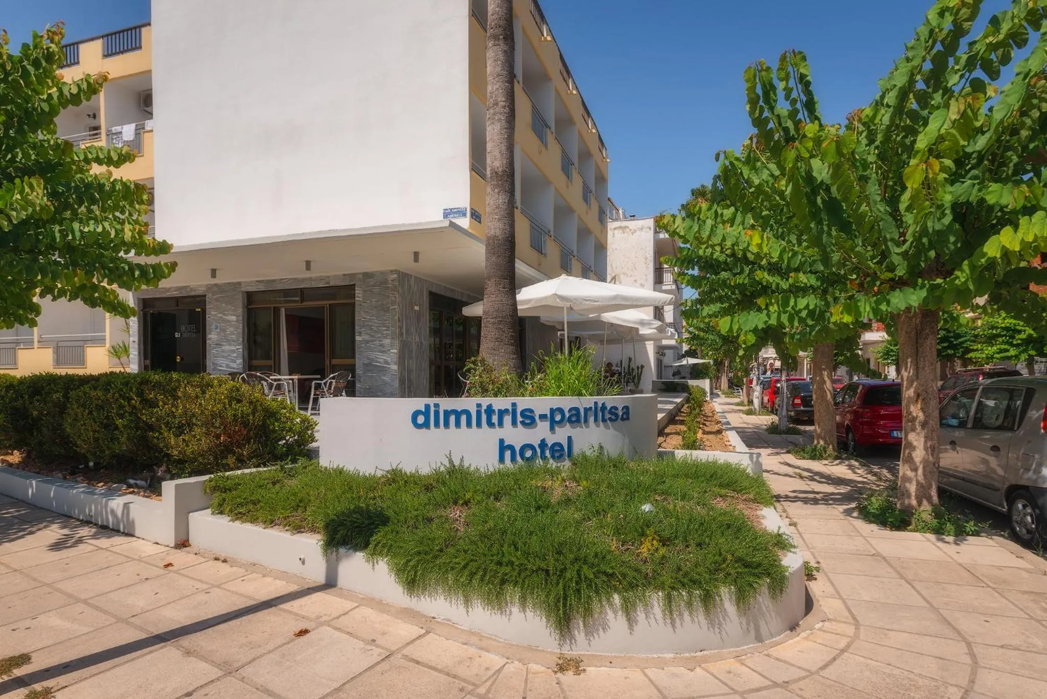 Facade/entrance in Dimitris Paritsa Hotel