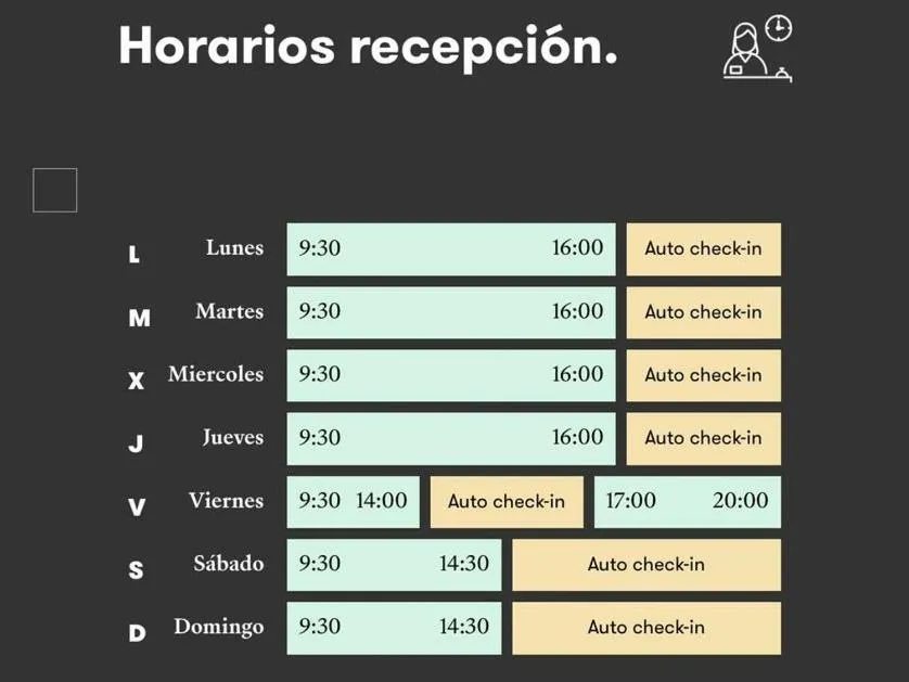 Text overlay in Pensión Altair