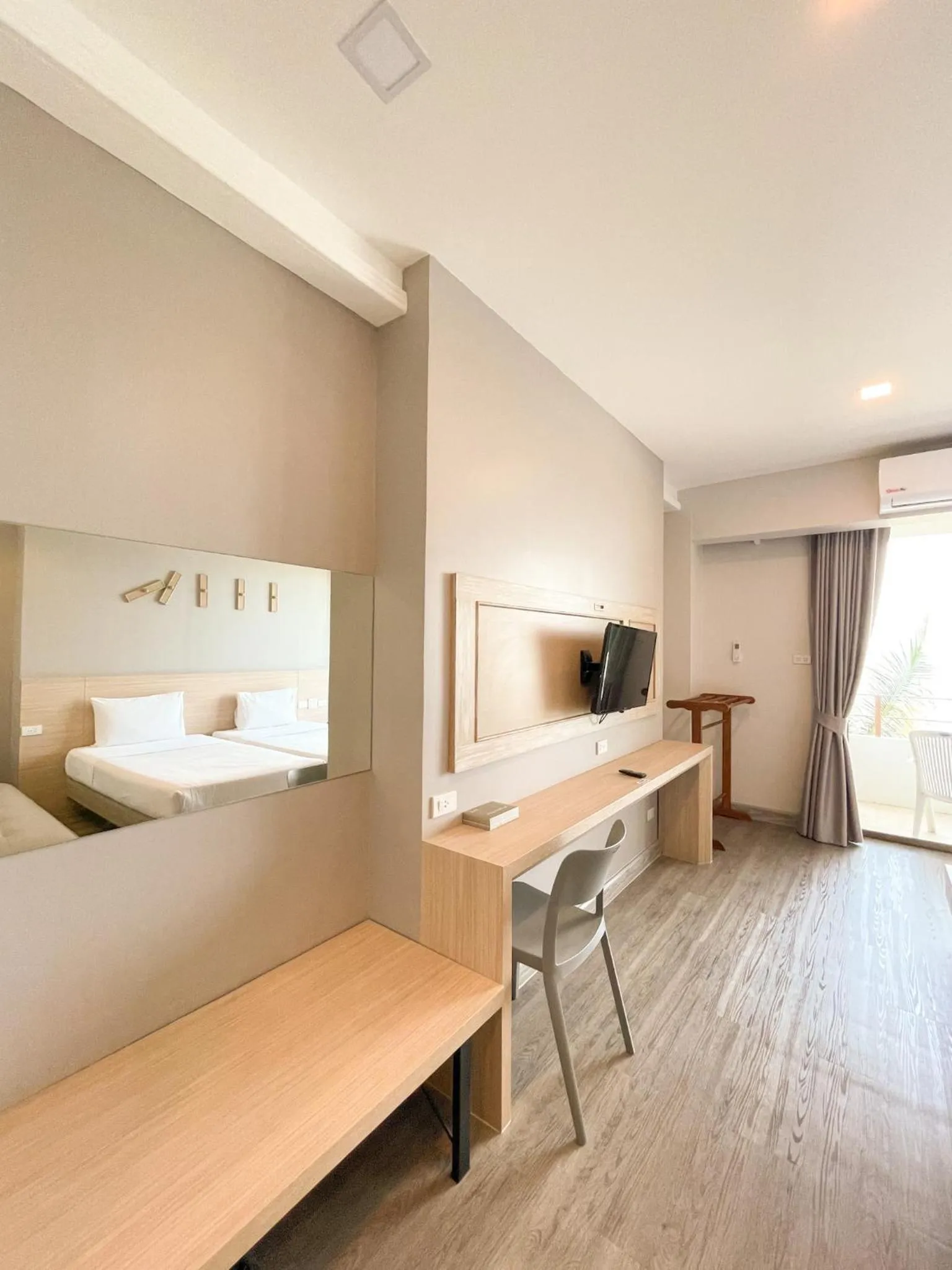 TV and multimedia, Bed in Rayong Chalet Resort